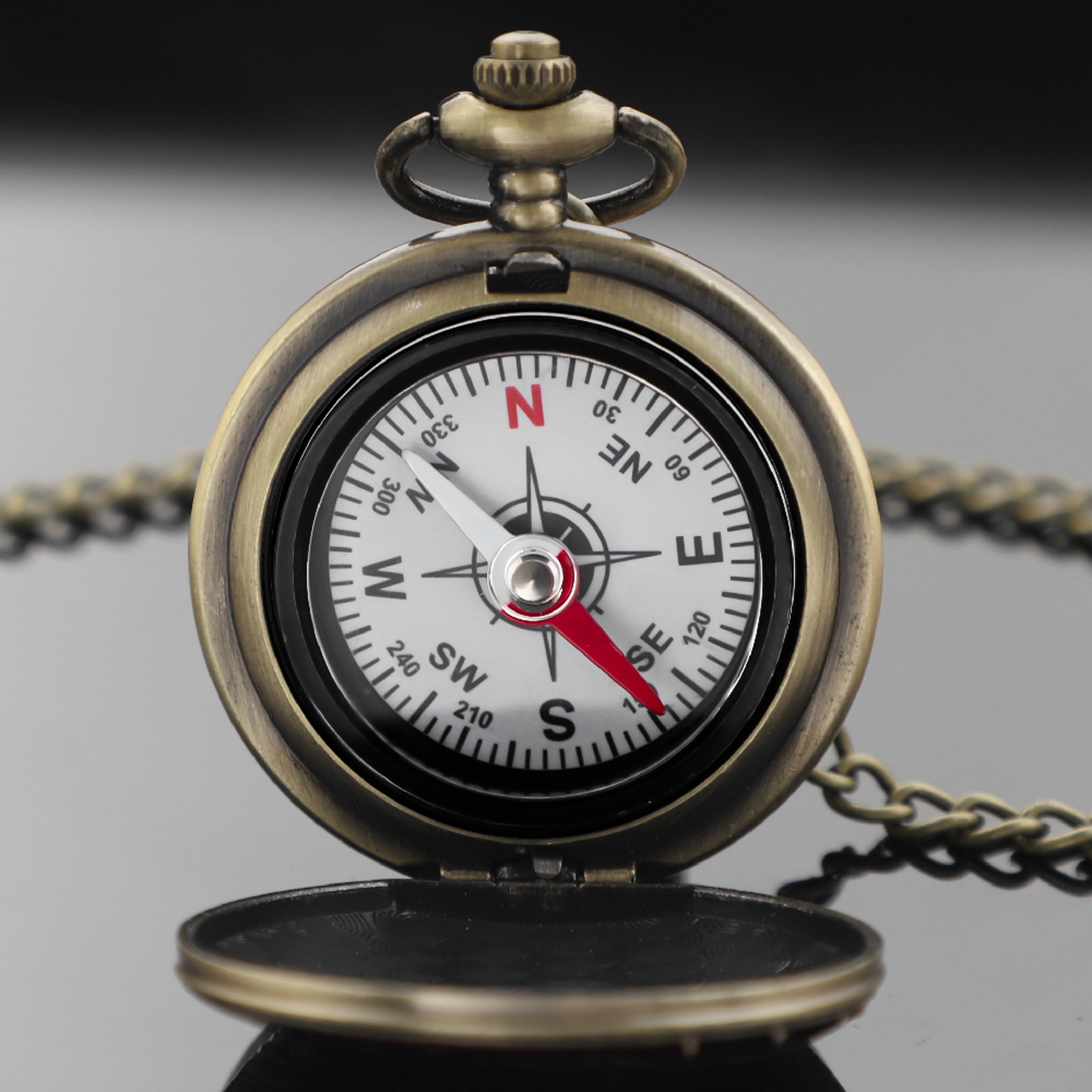 Vintage Pocket Compass For Hiking And Camping Portable Navigation Tool 7