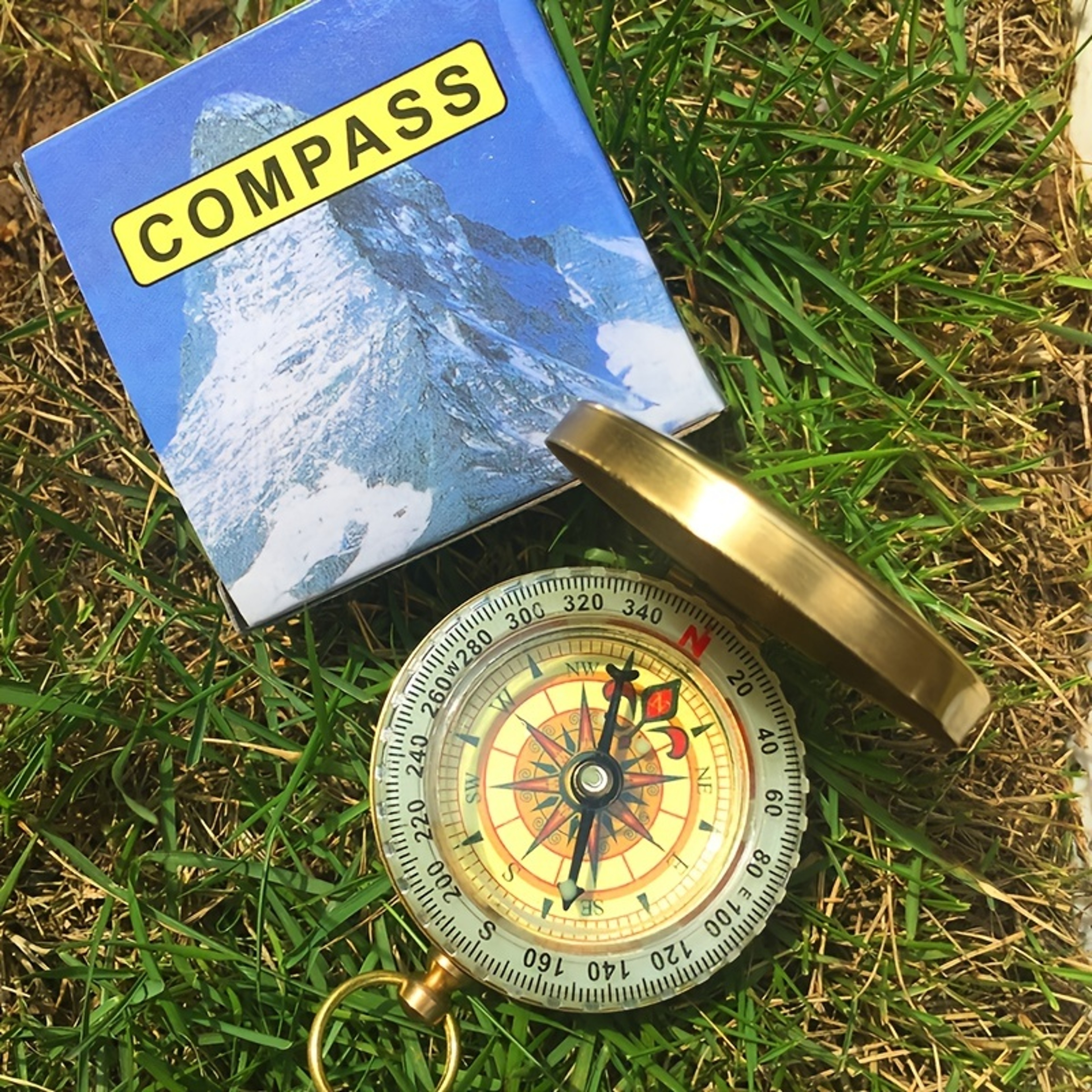 High Precision Brass Pocket Compass with Luminous Dial for Hiking and Navigation – view 3
