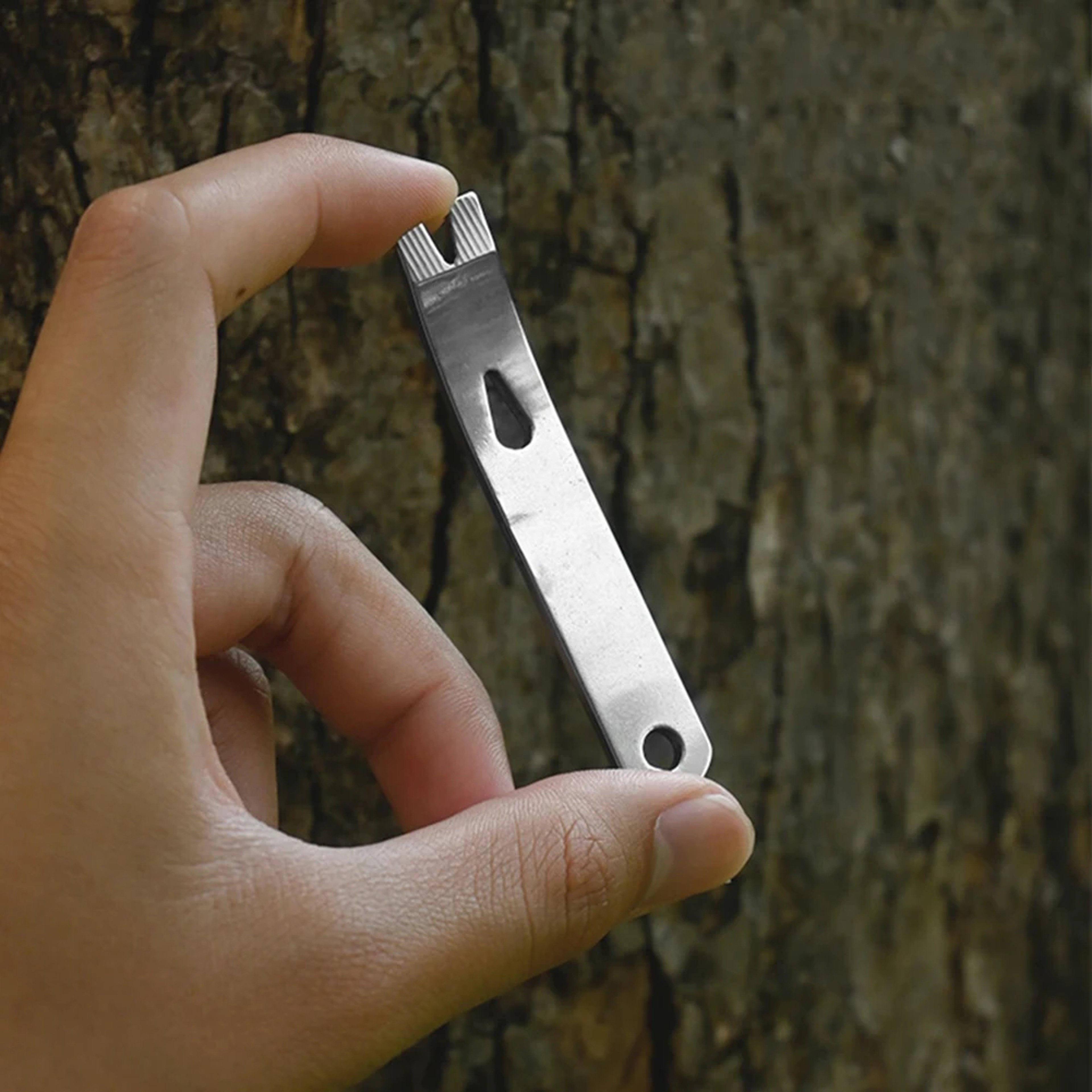 Stainless Steel EDC Pry Bar Multi Tool Keychain Compact Mini Survival Tool – view 6