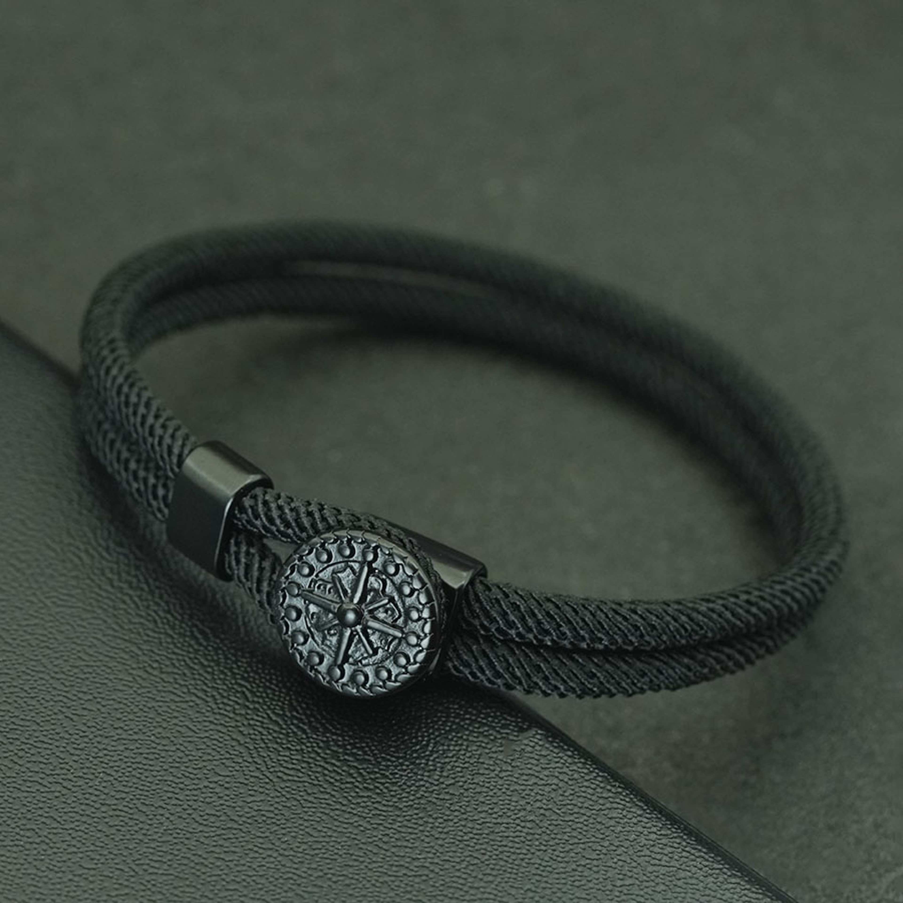 Nautical Compass Braided Rope Bracelet for Men Handmade Hook Surf Style Gift – view 10