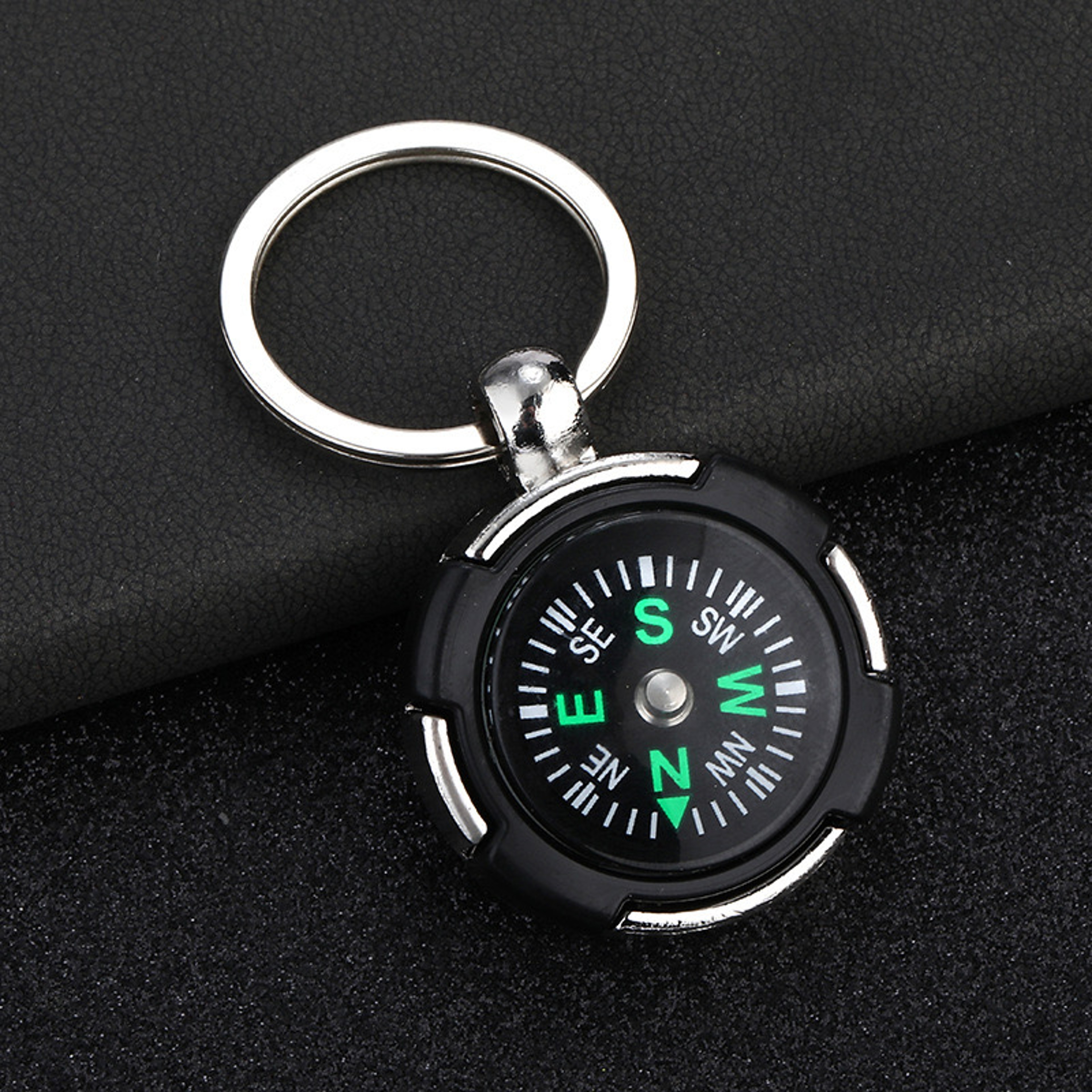Compact Outdoor Compass Keychain, Mini Survival Navigation Key Holder for Hiking Camping Adventure Gear – view 1