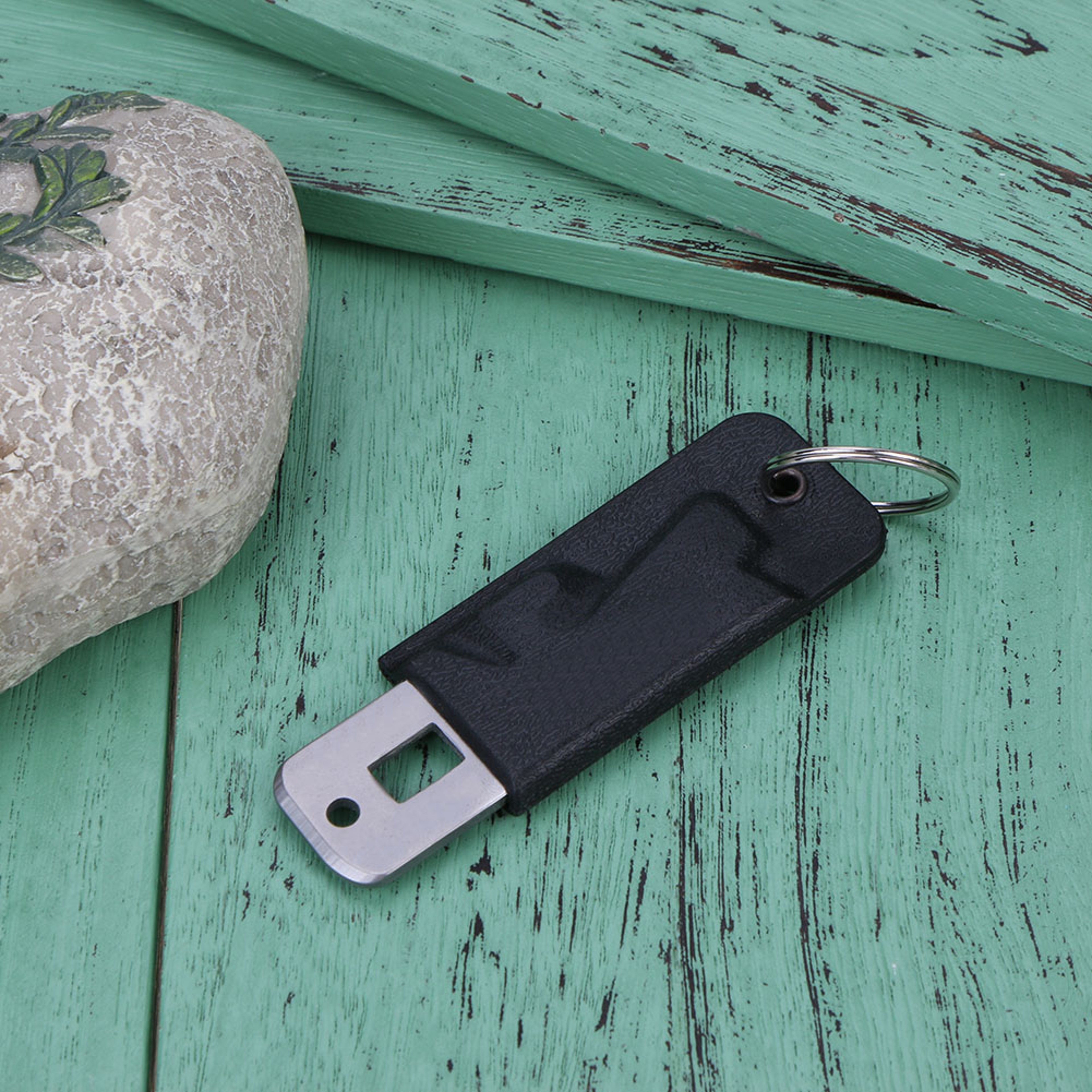 Multifunctional EDC Card Knife with Holster Slim Survival Tool Card for Outdoor and Everyday Carry – view 6