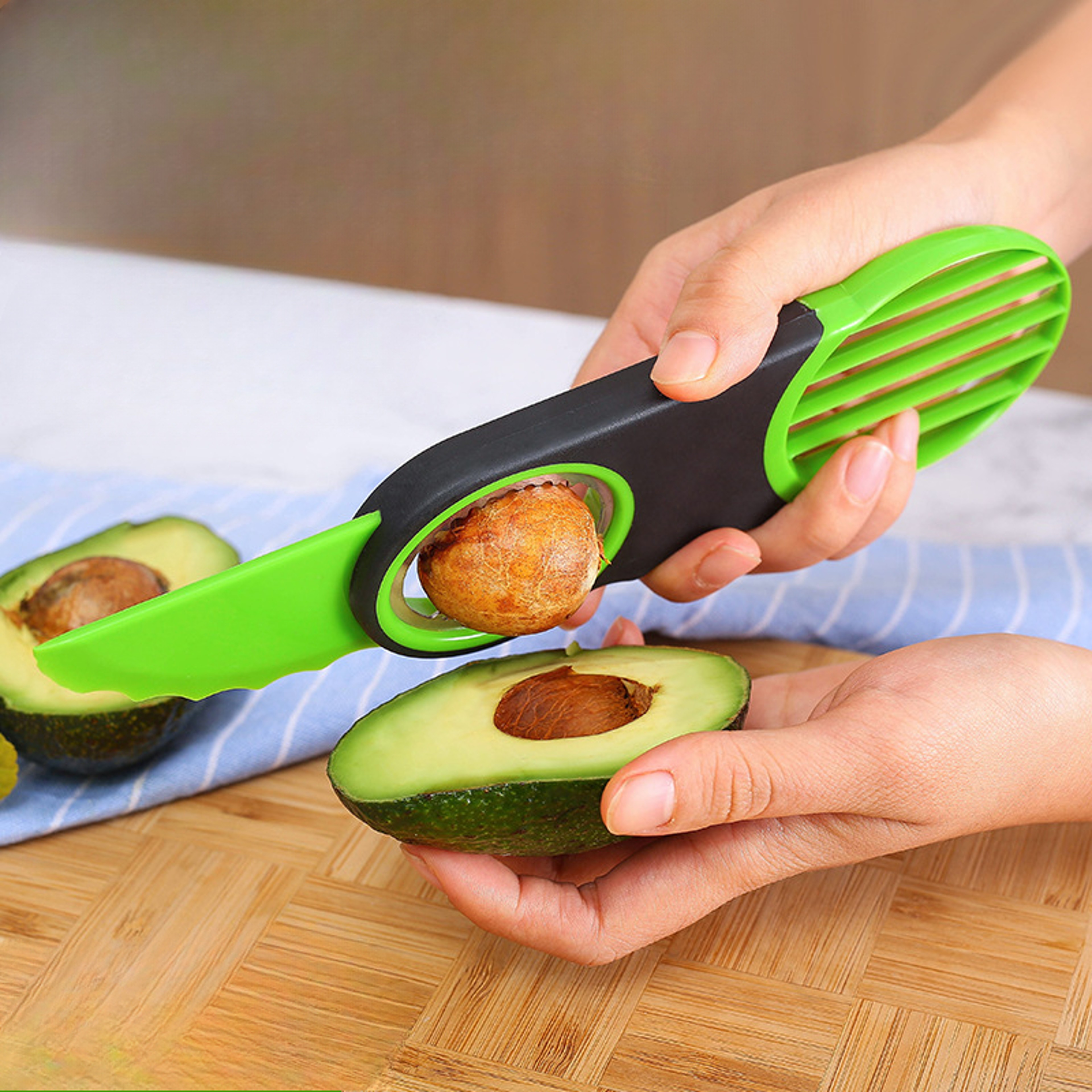 AllinOne Avocado Peeler And Slicer Avocado Slicer And Pitter For Hass And Florida Avocados 1