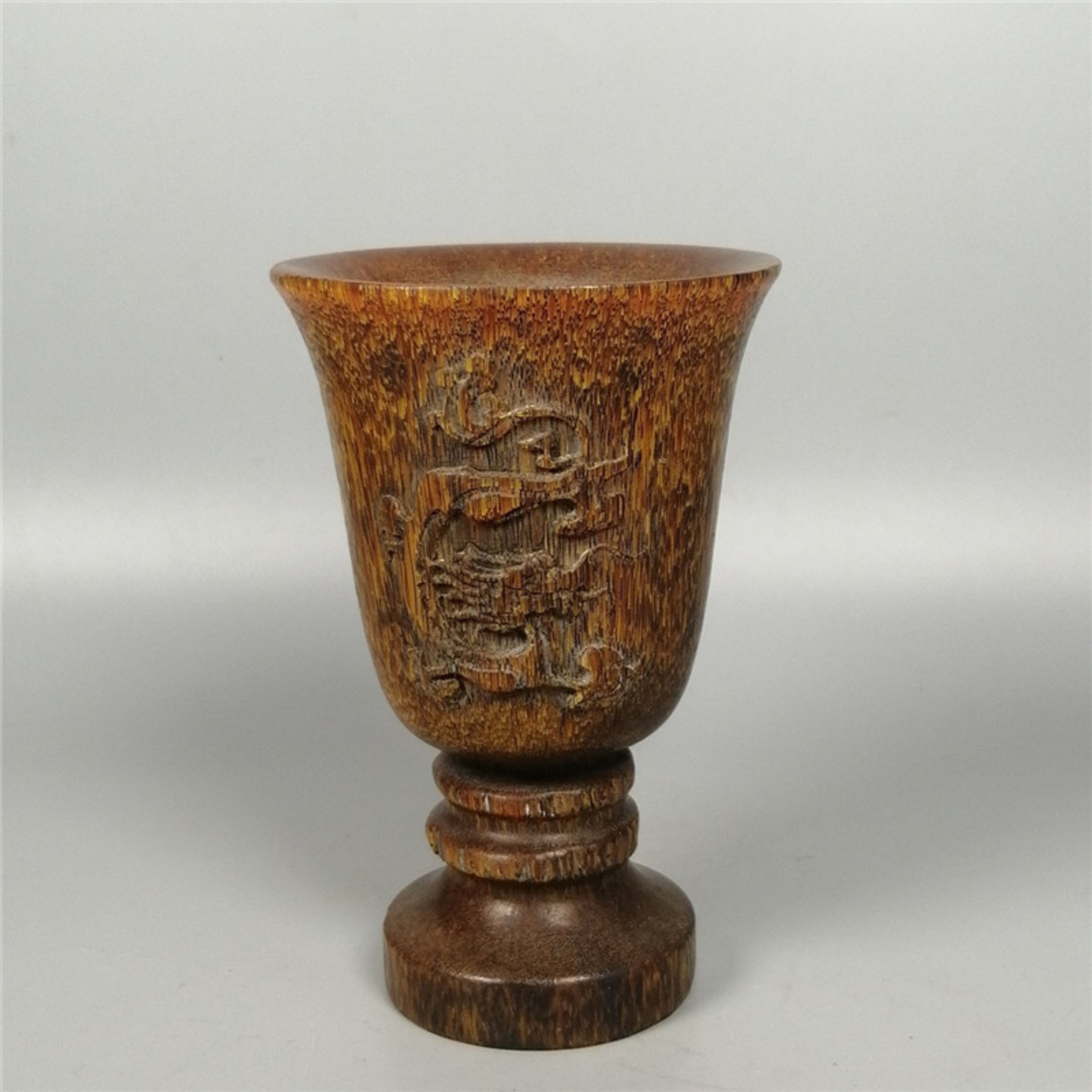 Hand Carved Cup Ornaments, Natural Chinese Antique Artifacts, Traditional Home Decor for Collectible Interior Design – view 1