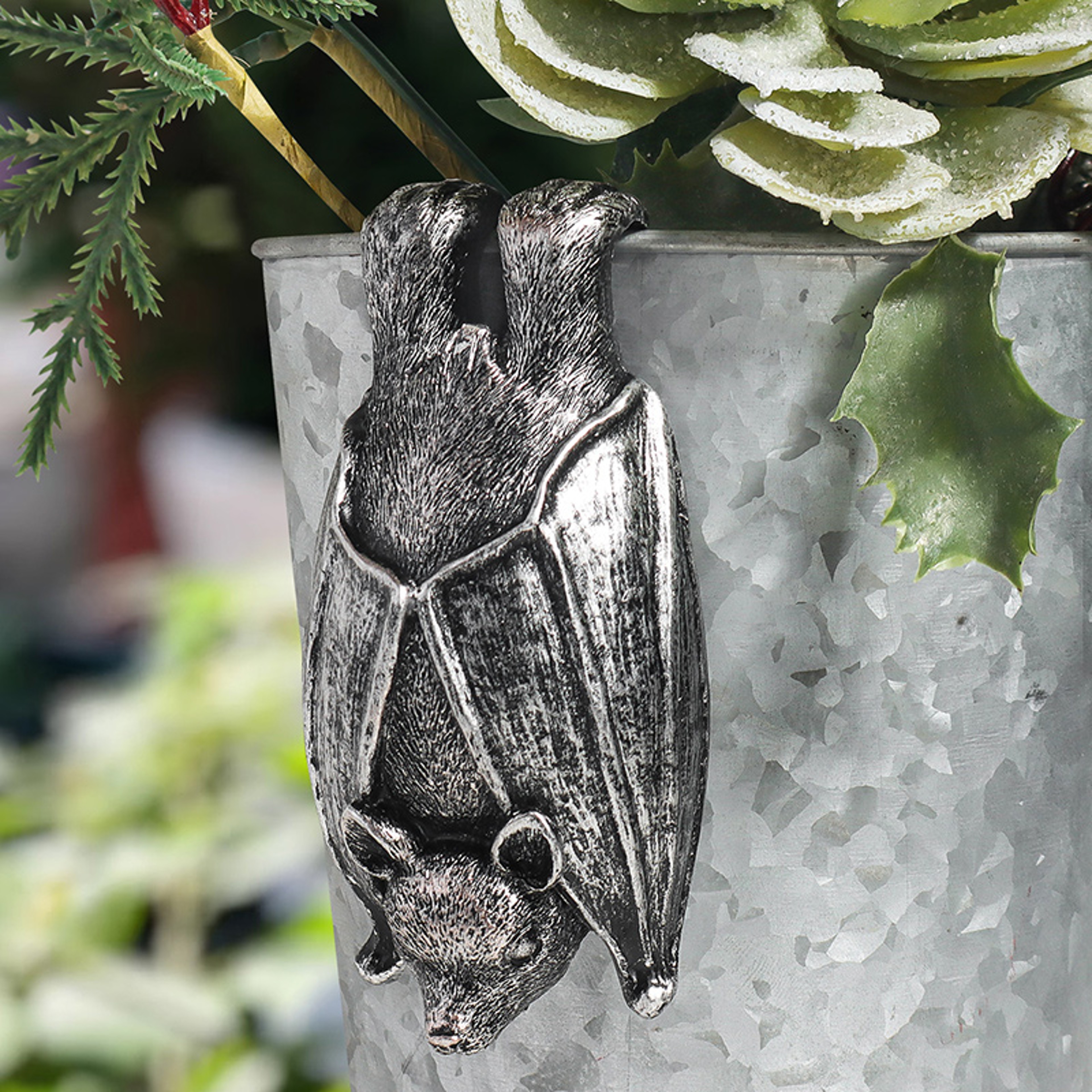 Resin bat-shaped hanging planter, garden decor for yard and landscape, unique home ornamentation piece – view 1