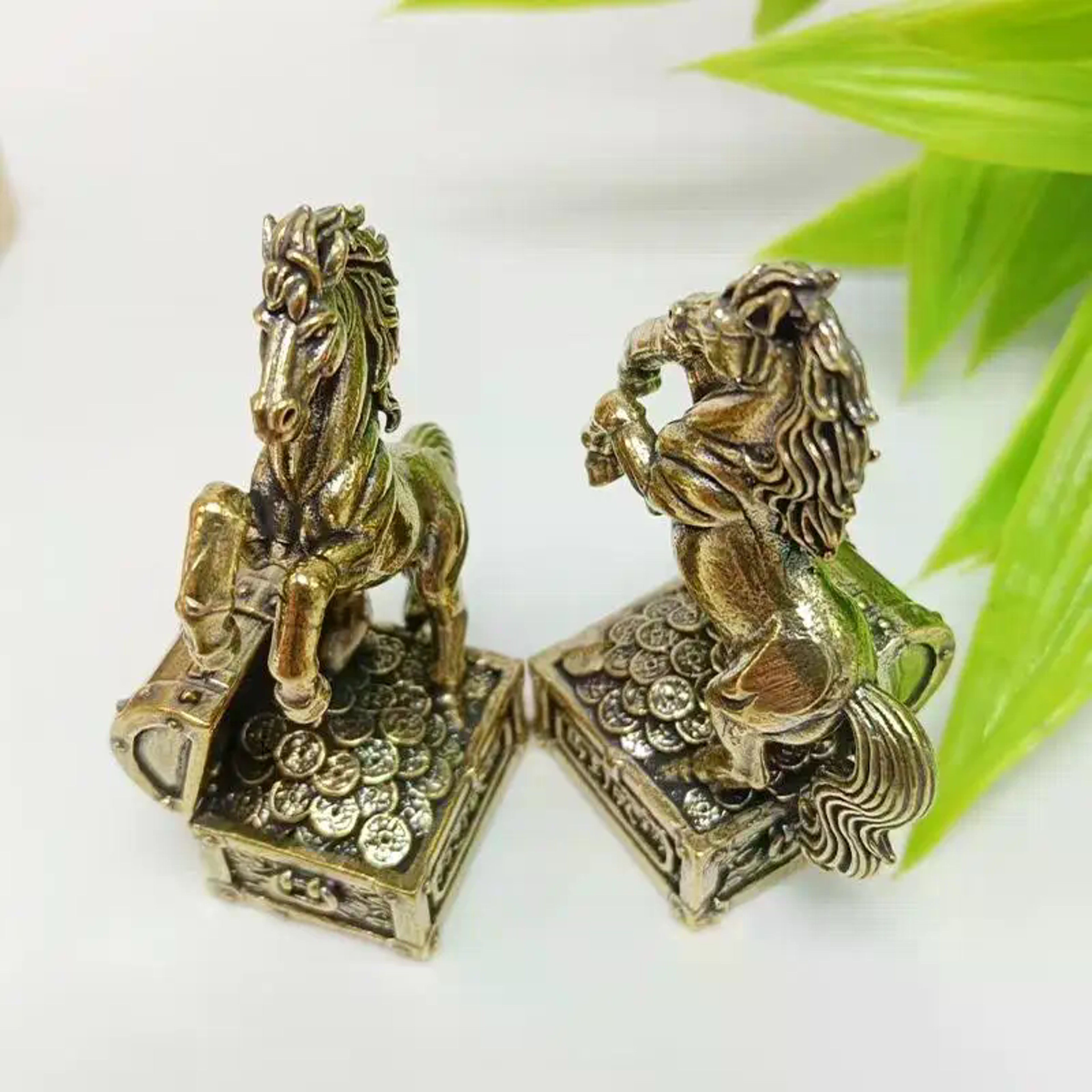 Feng Shui Horse Statue Crafted in Brass, Elegant Home Office Decor, Miniature Gift Accessory – view 2
