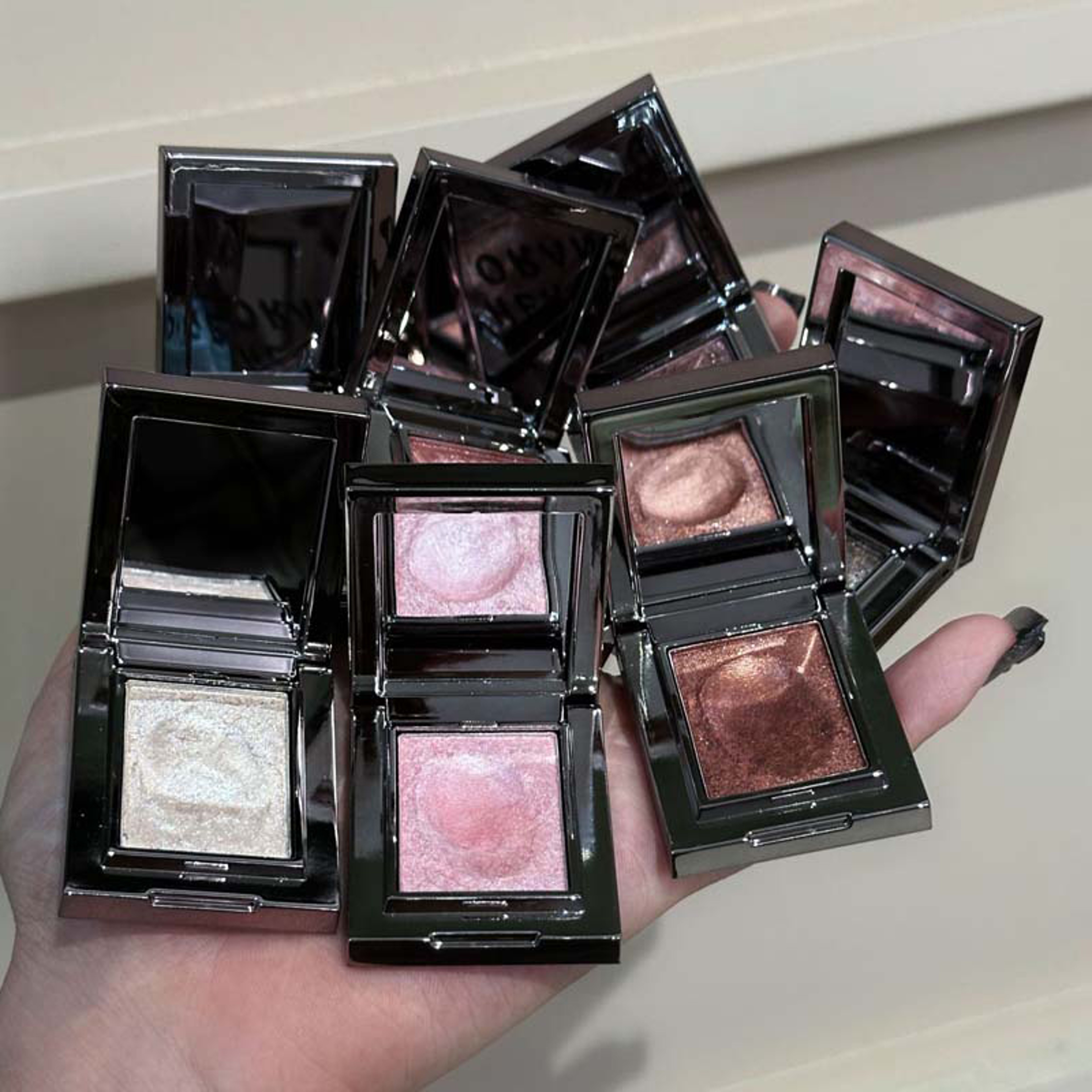 Fine Chameleon Dark Green Eyeshadow Mashed Potato Sparkling Pearlescent Palette For Brightening Mak 4