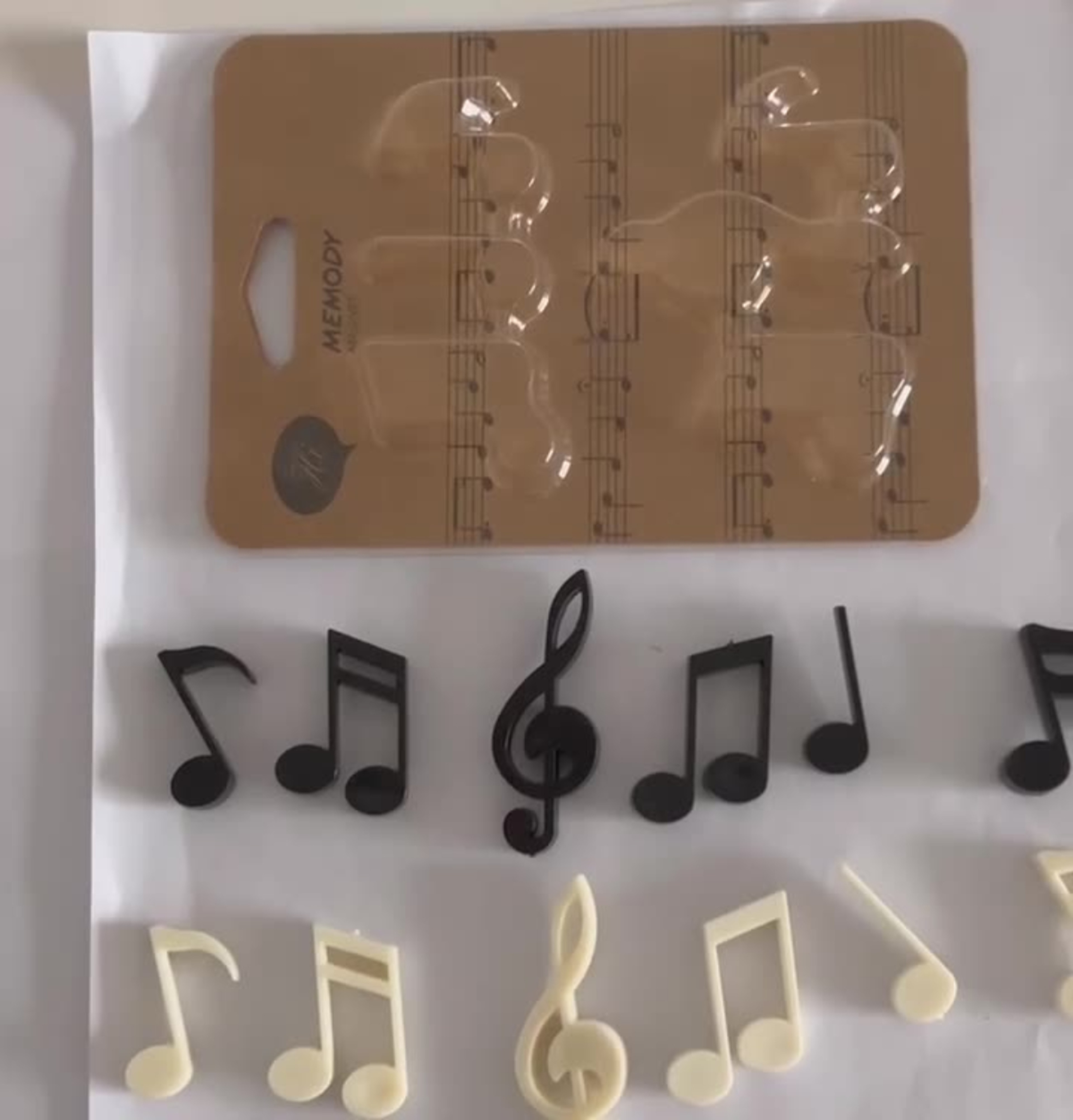 Music Note Refrigerator Sticker Creative Piano Score Magnet Sticker 0