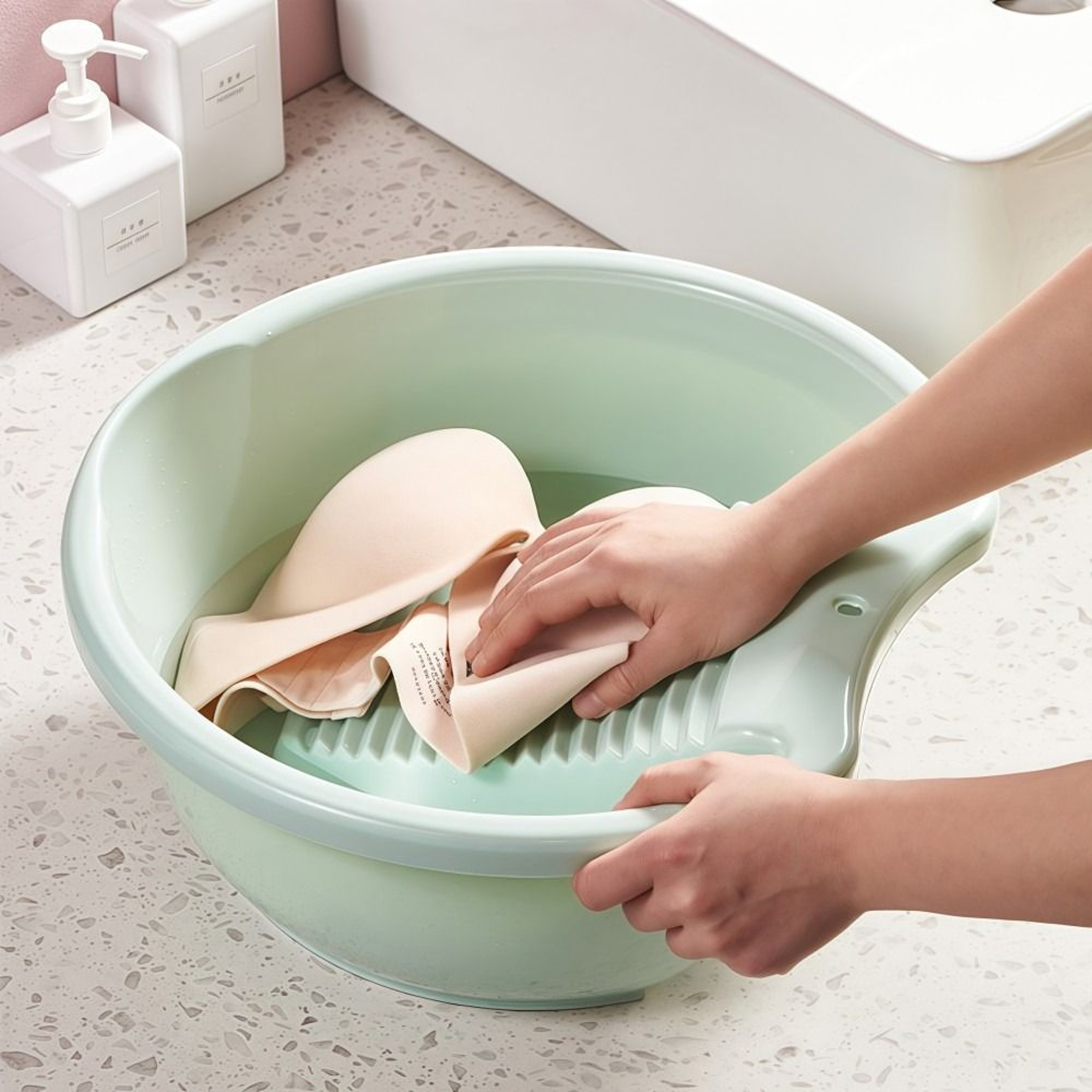 Premium Hand Wash Laundry Tub With Built In Washboard Durable Plastic Laundry Tub 4