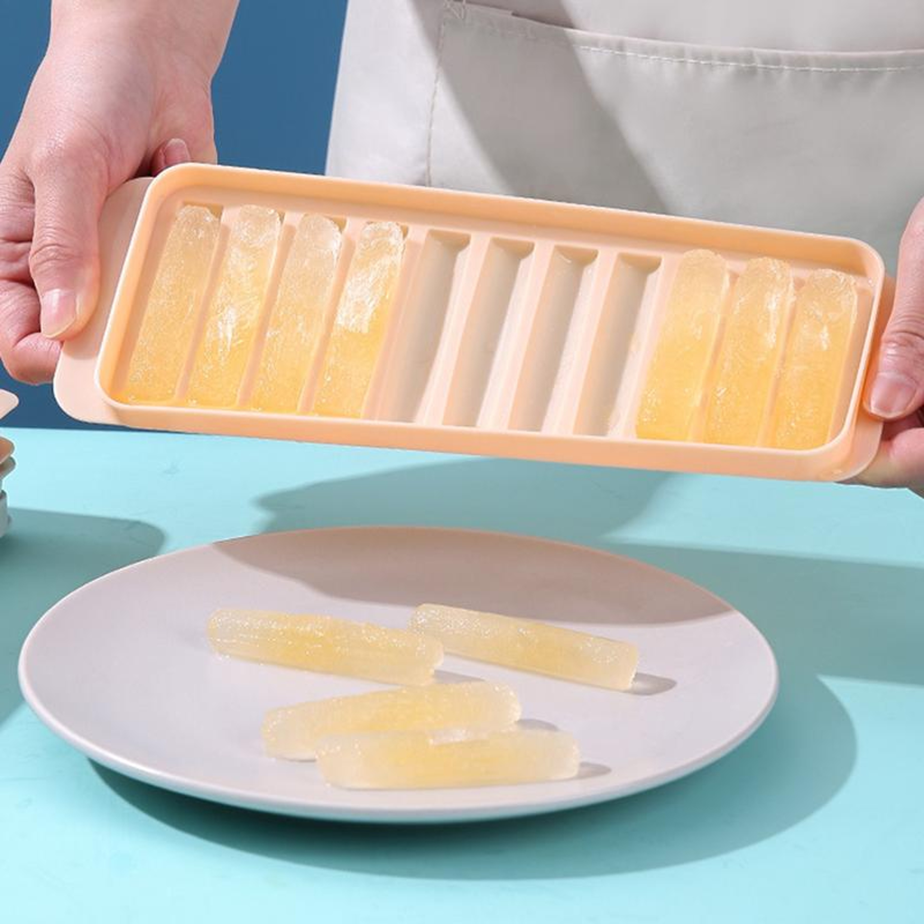 Ice Cube Tray With Lid Long Ice Stick Mold Reusable Bar Ice Maker For Drinks Juice Wine 0