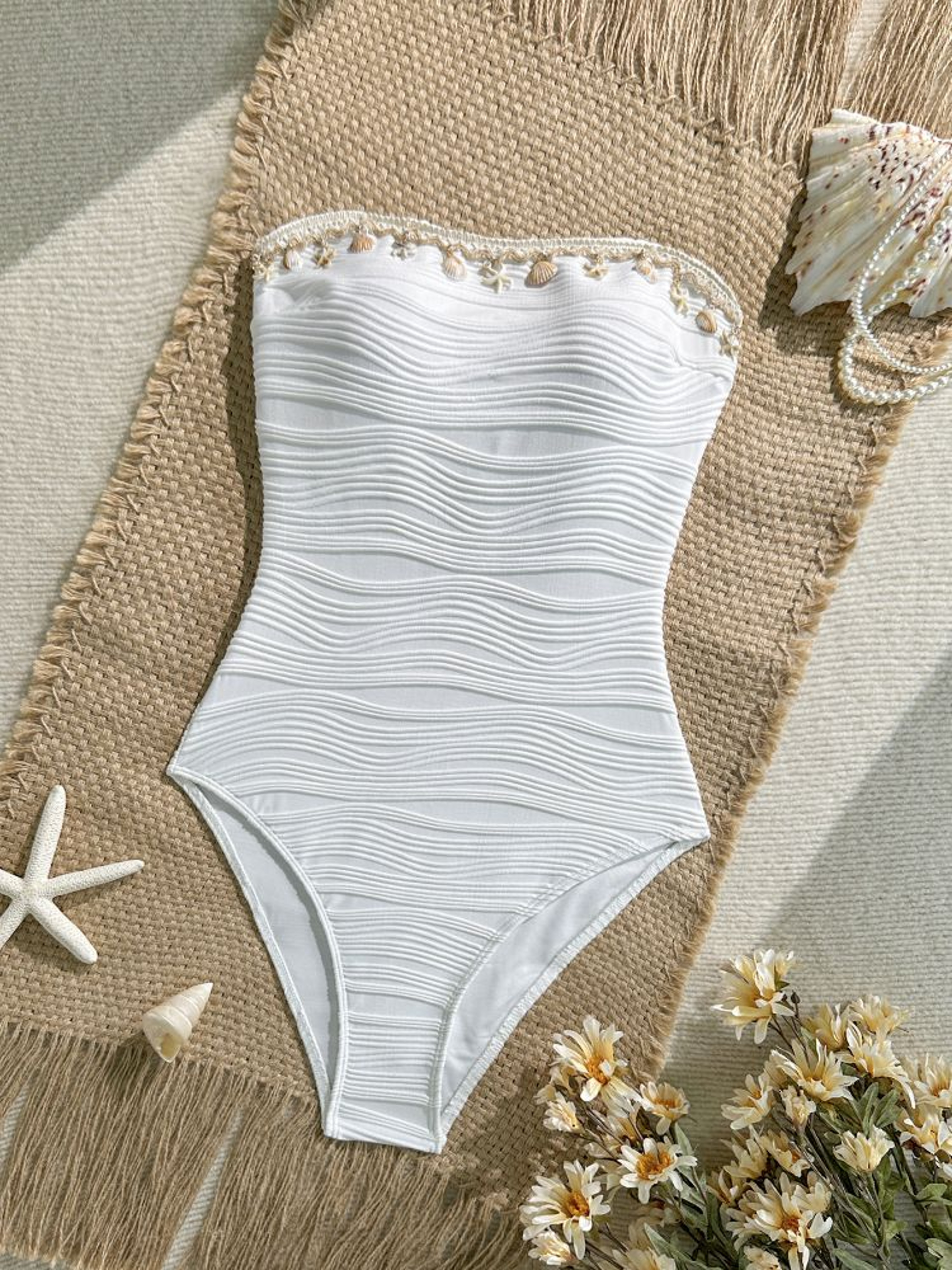 Seashell Charm Strapless Halter Swimsuit For Women 3