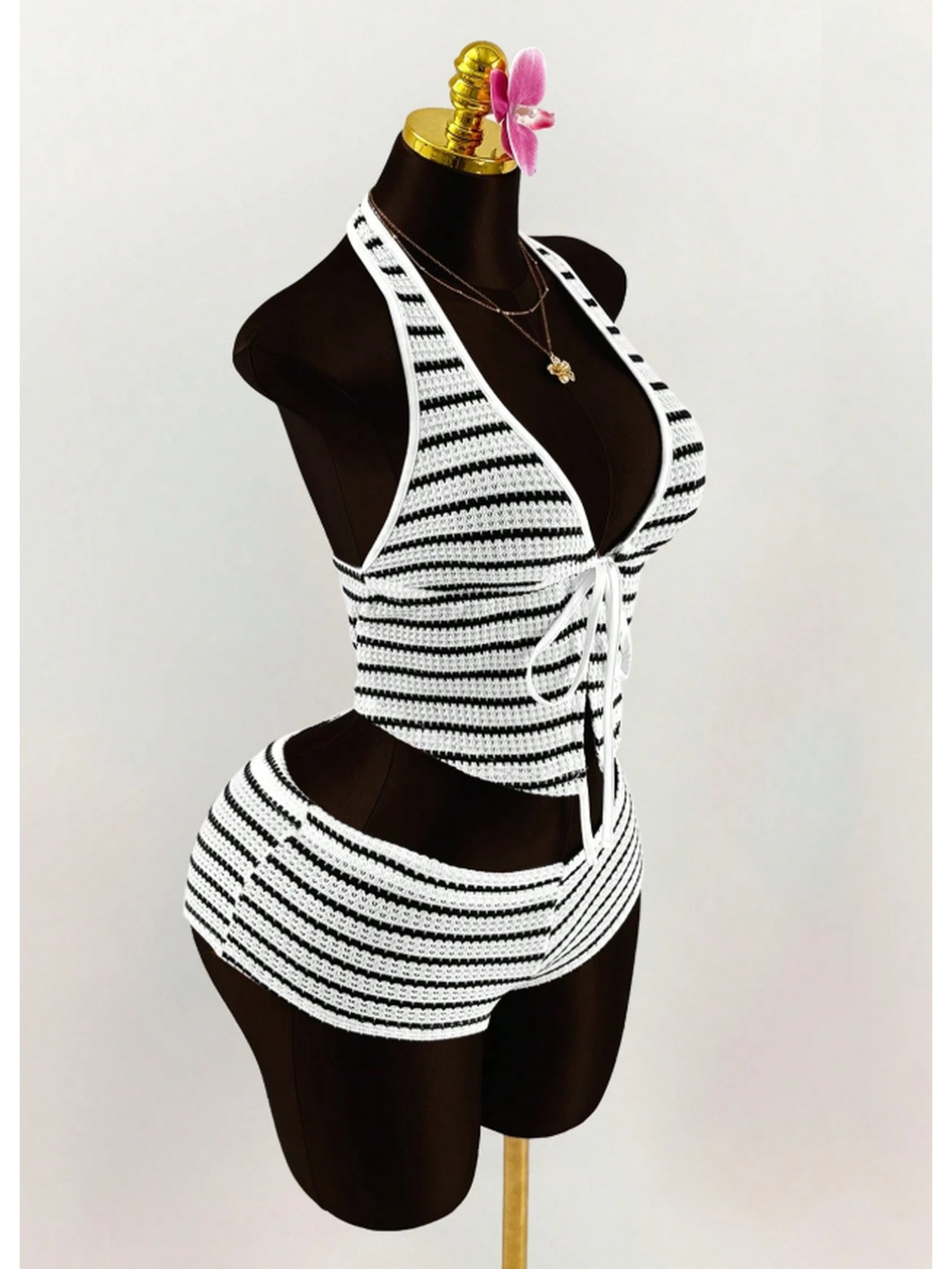 Summer Color Block Halter Top And Shorts Set For Women 3