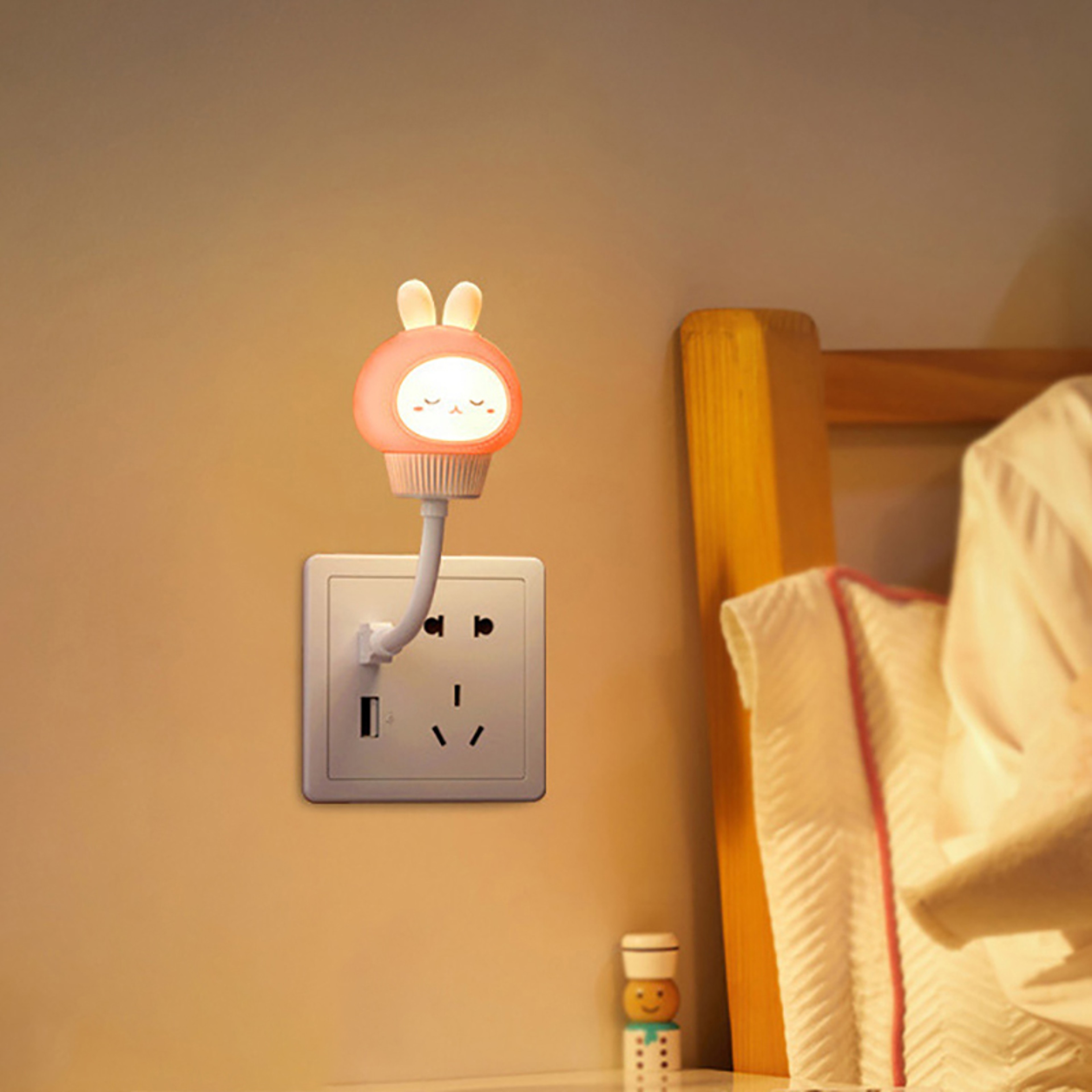 Cartoon Night Light, USB LED Bedside Lamp, Bear Chick Kitten for Kids Bedroom Decor – view 2