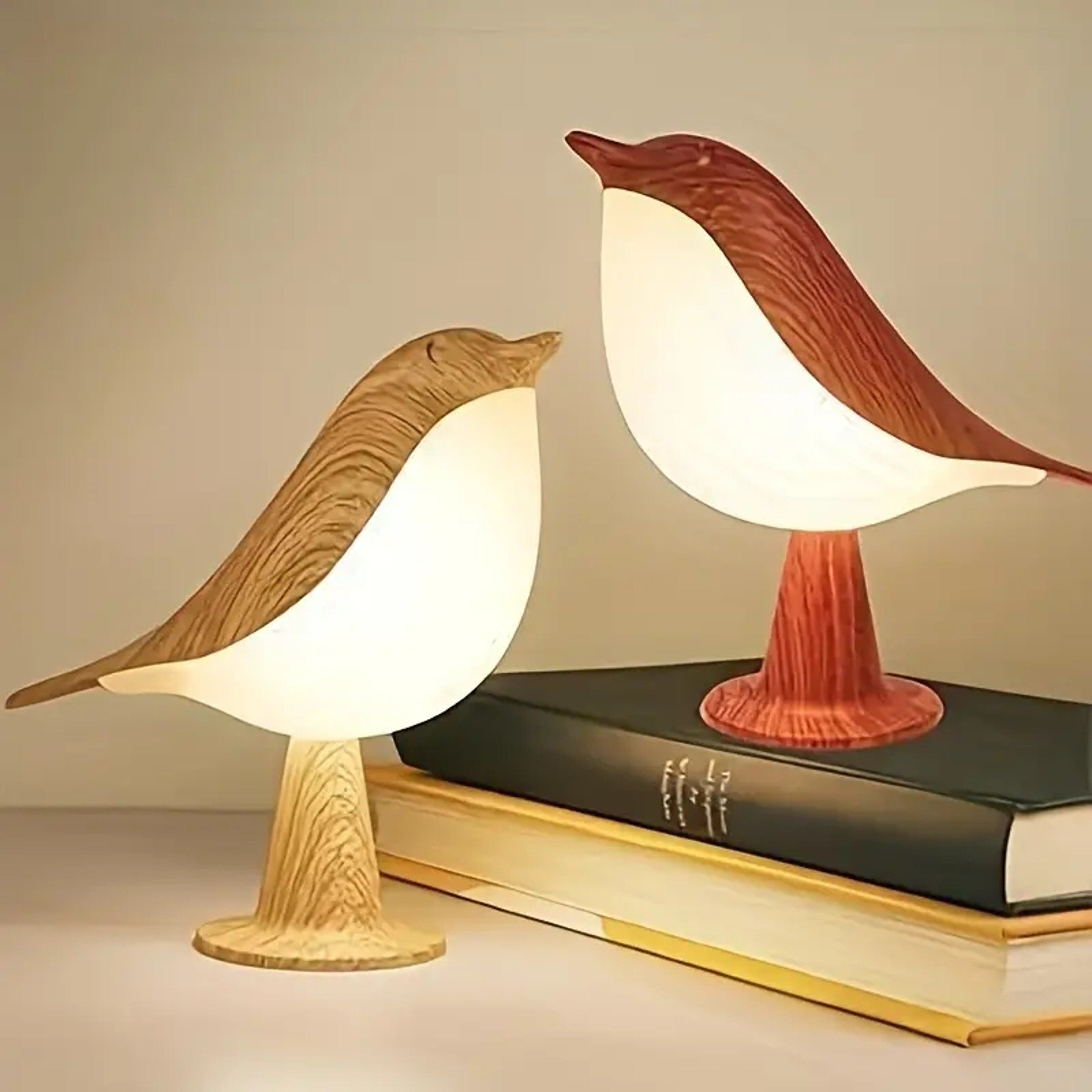 Magpie Bird Night Light, Dimmable LED Desk Lamp, Touch Controlled, Rechargeable, Aromatherapy Decor – view 1
