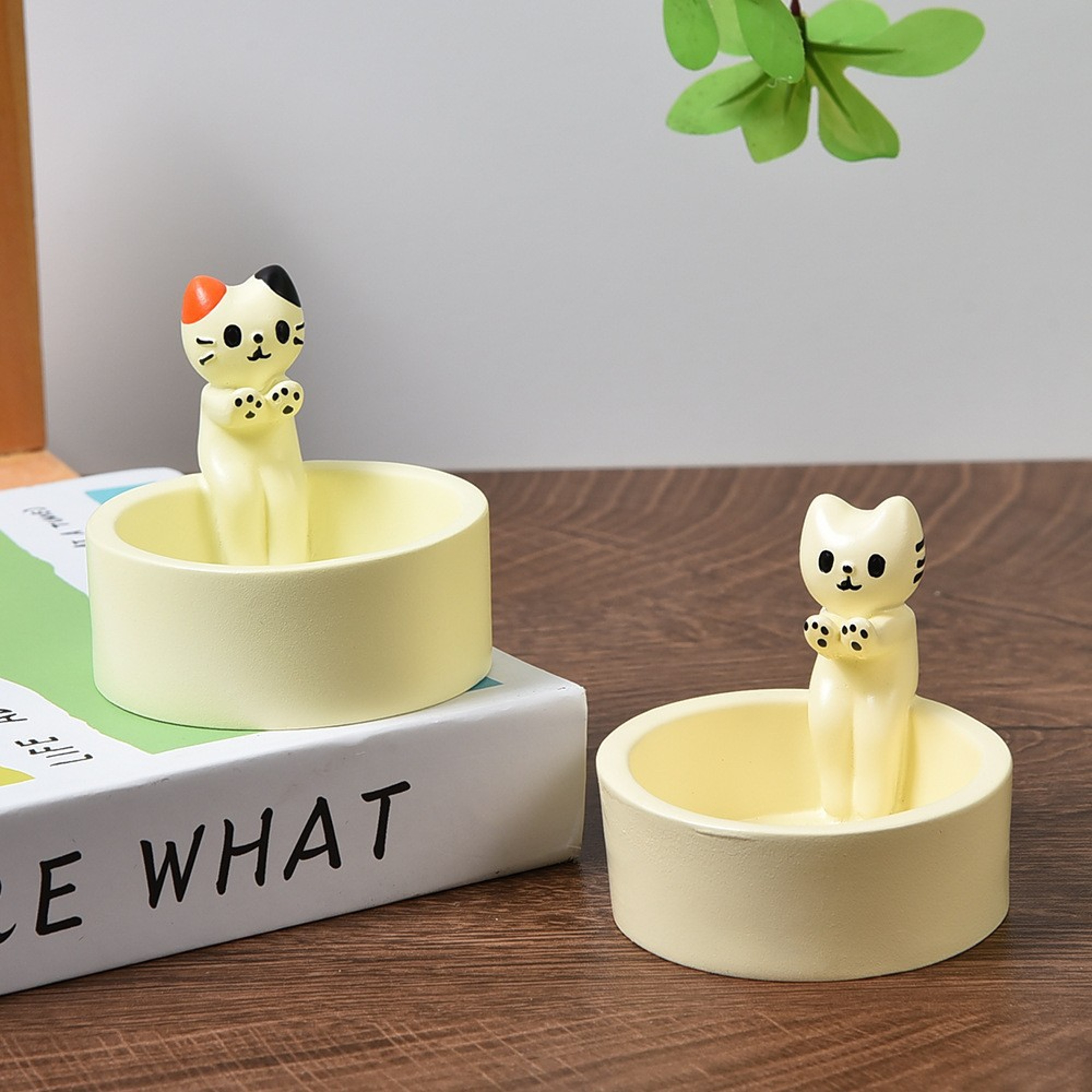 Creative Aromatherapy Candle Holder, Cute Cat Kitten Candlestick Decoration – view 6