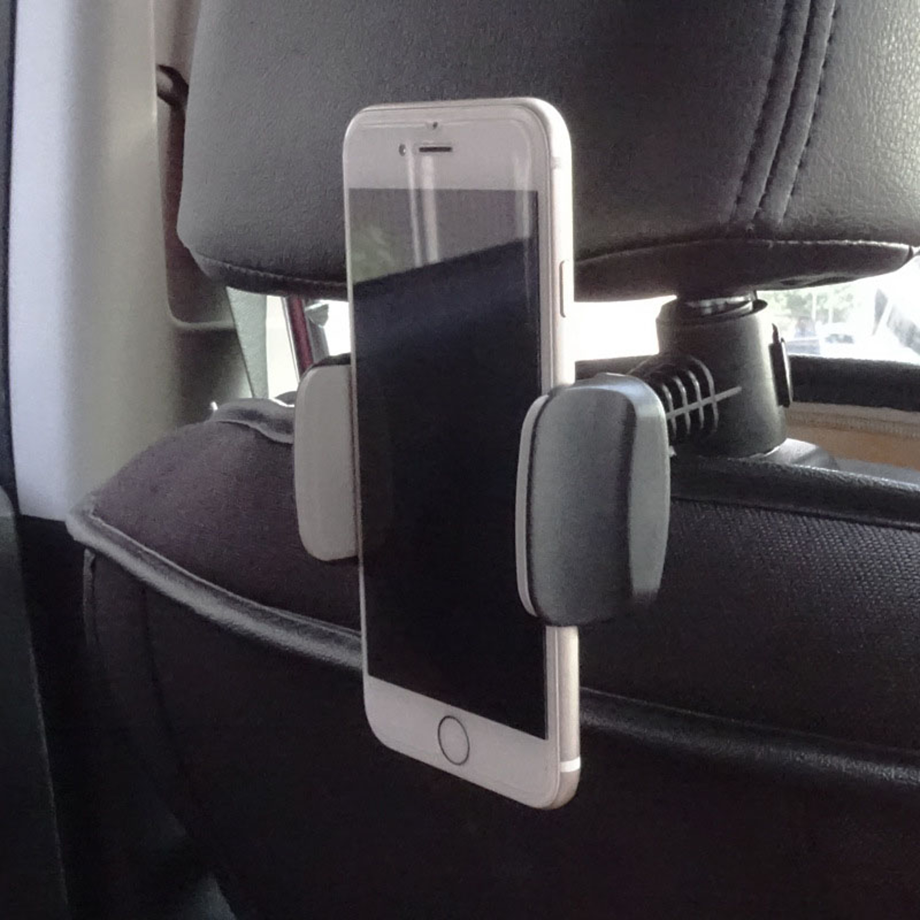 Universal Car Headrest Tablet Holder Rotating Car Tablet Mount for iPad and Phones – view 1