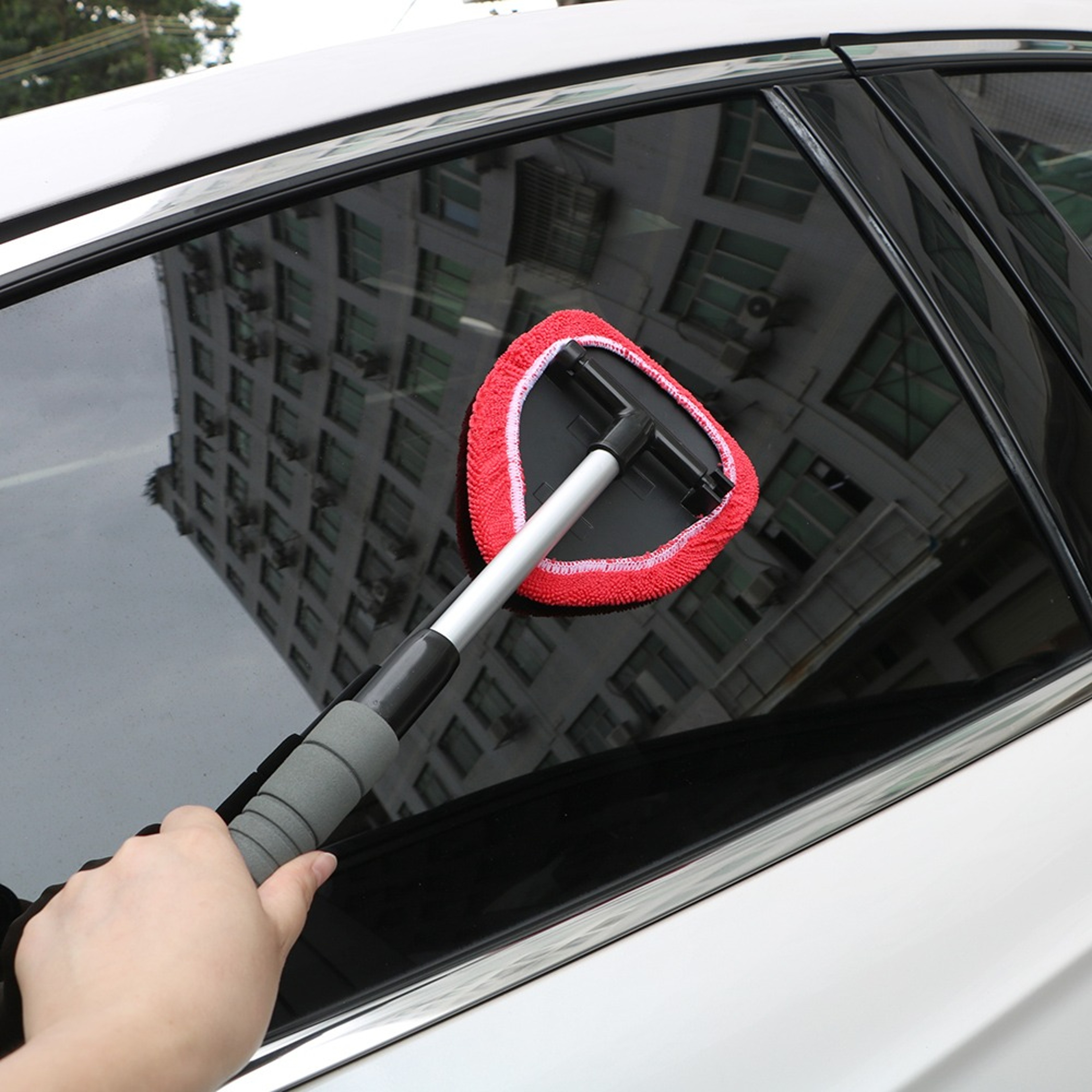 Car Windshield Cleaning Tool With Telescopic Handle  Microfiber Window Cleaner Brush For StreakFree 5
