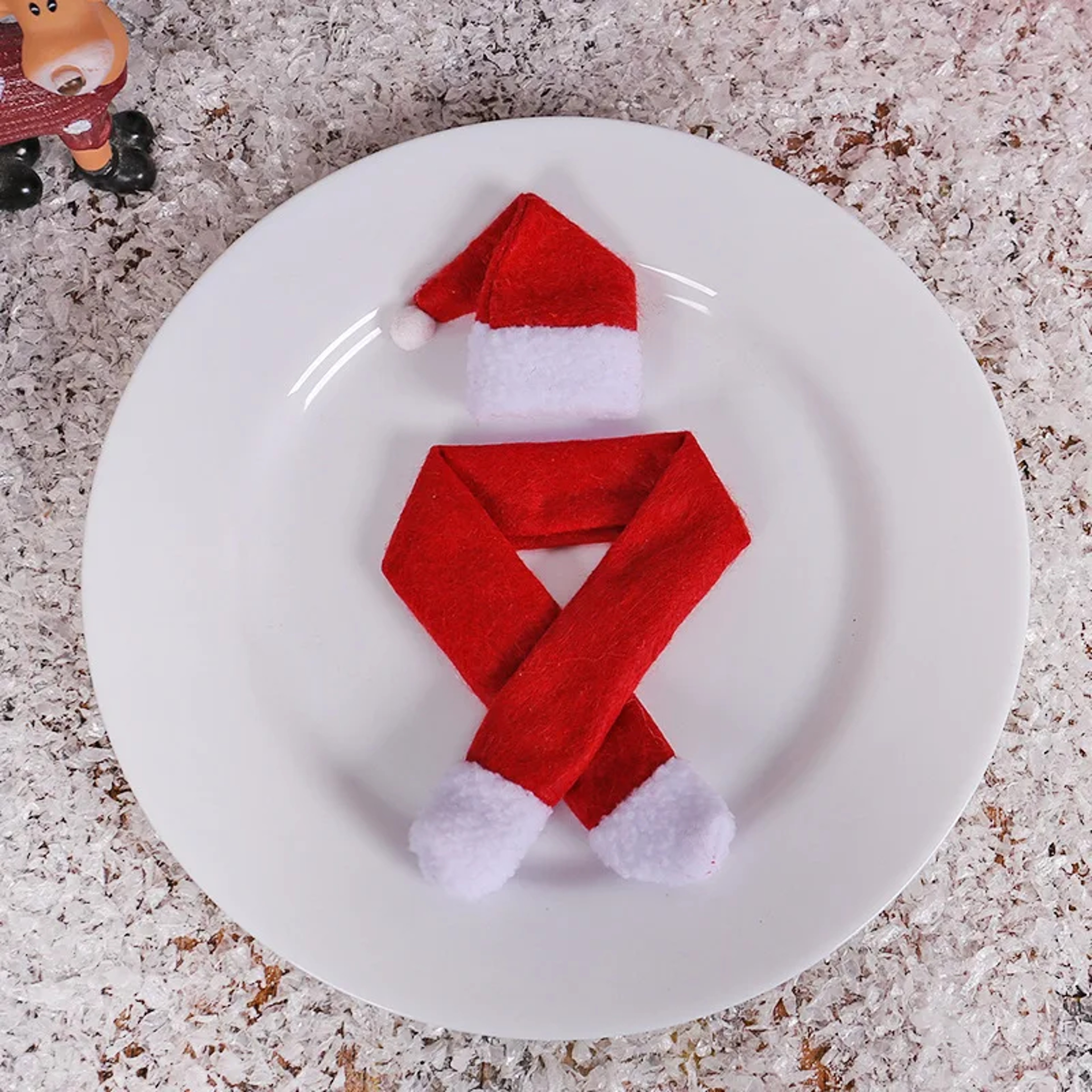 Scarf Hat Wine Bottle Decor, Red Christmas Bottle Covers, Xmas Dinner Table New Year Party Home Decoration – view 4