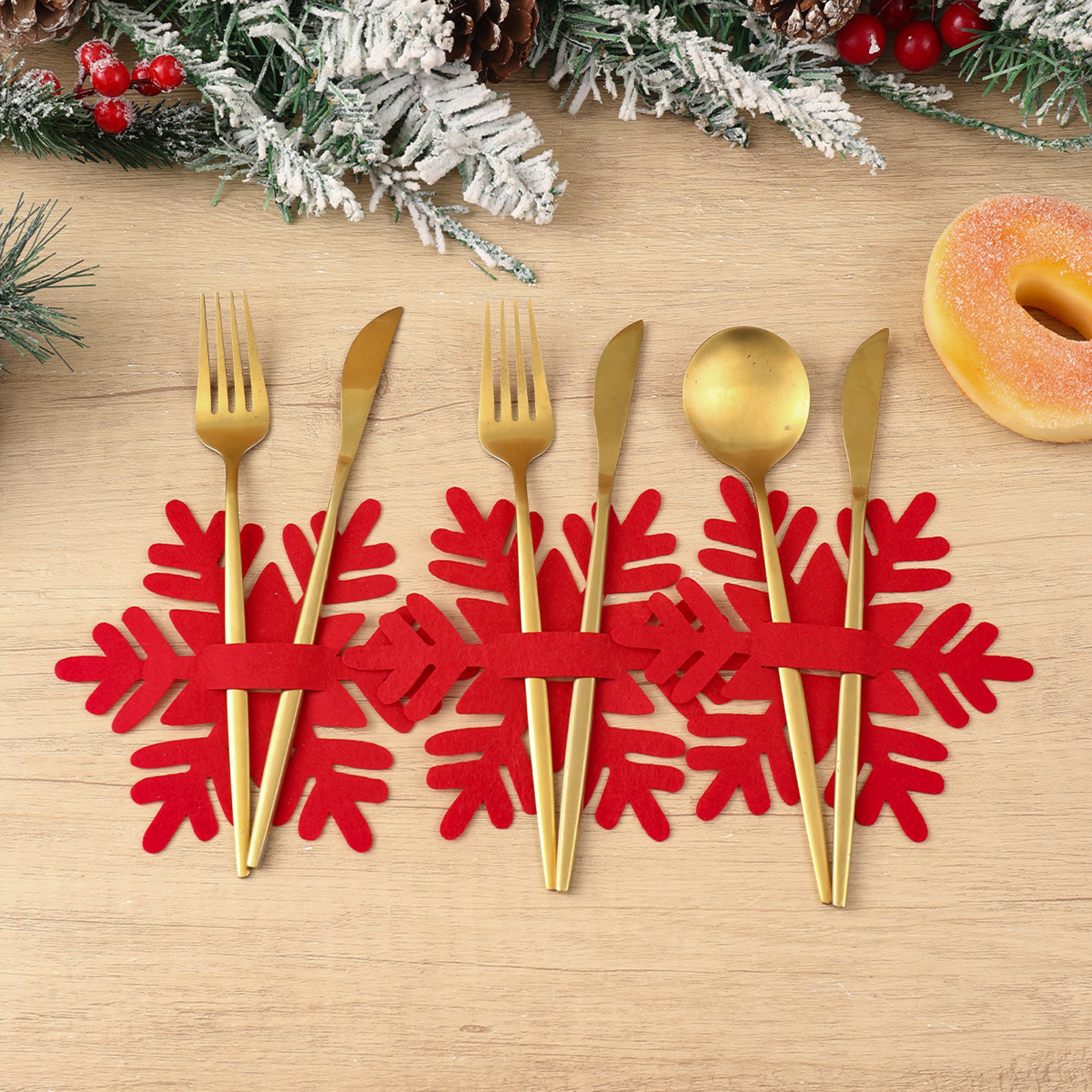 Snowflake Design Christmas Felt Cutlery Holders, Merry Christmas Decoration for Home – view 6