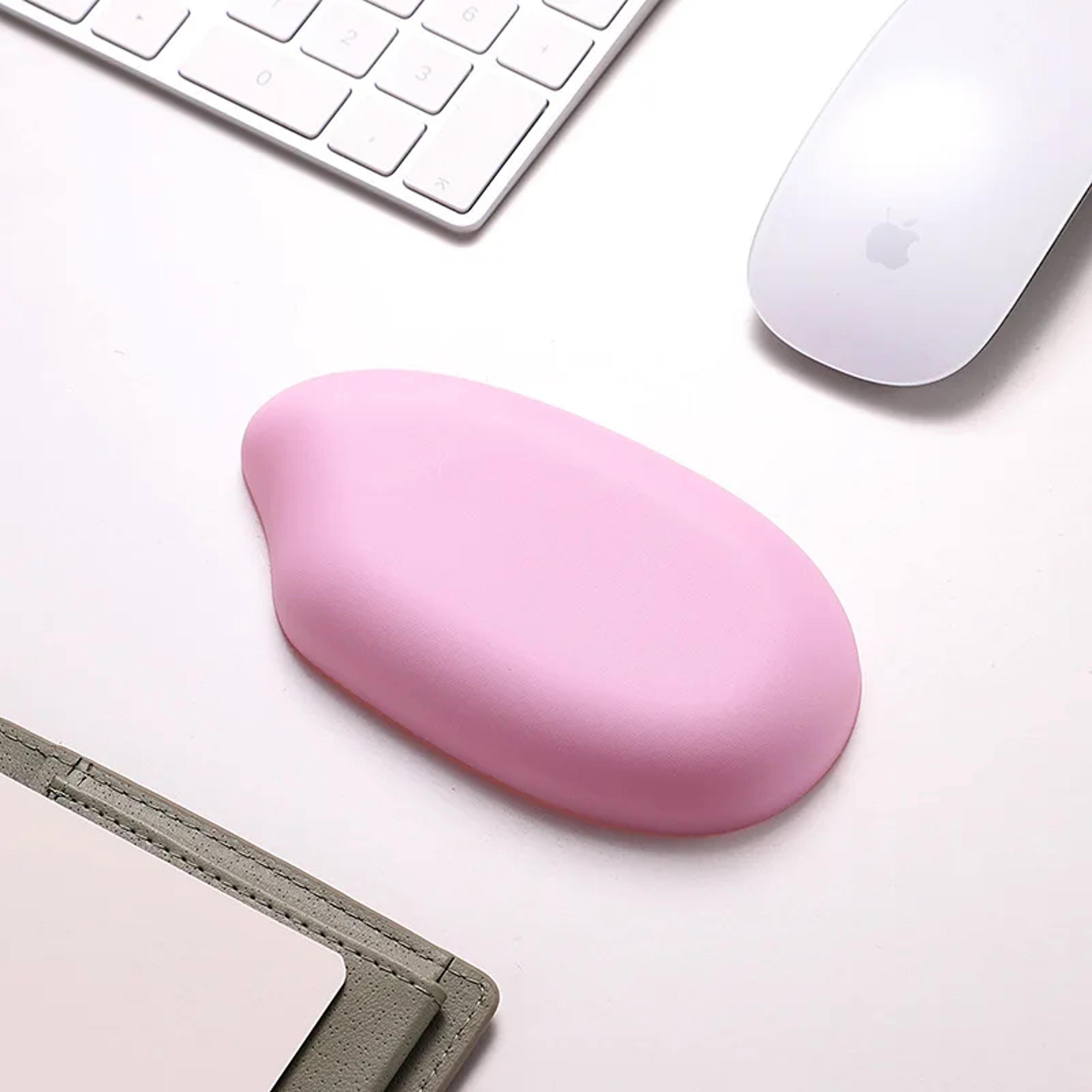 Ergonomic Mouse Pad With Silicone Wrist Rest Support For Office  Laptop Use 4