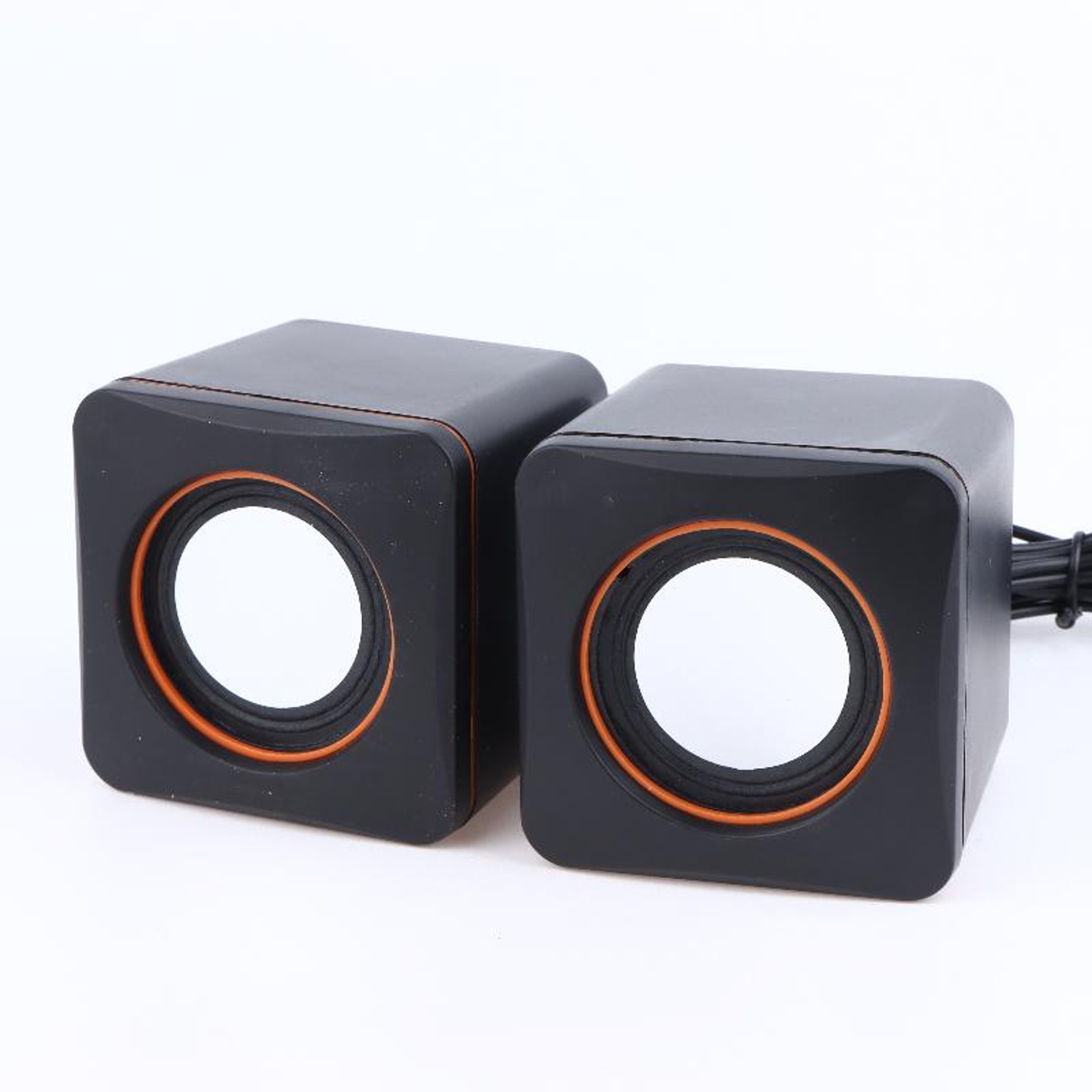 USB Computer Speakers With LED Lights And Stereo Sound For PC  Laptop 0