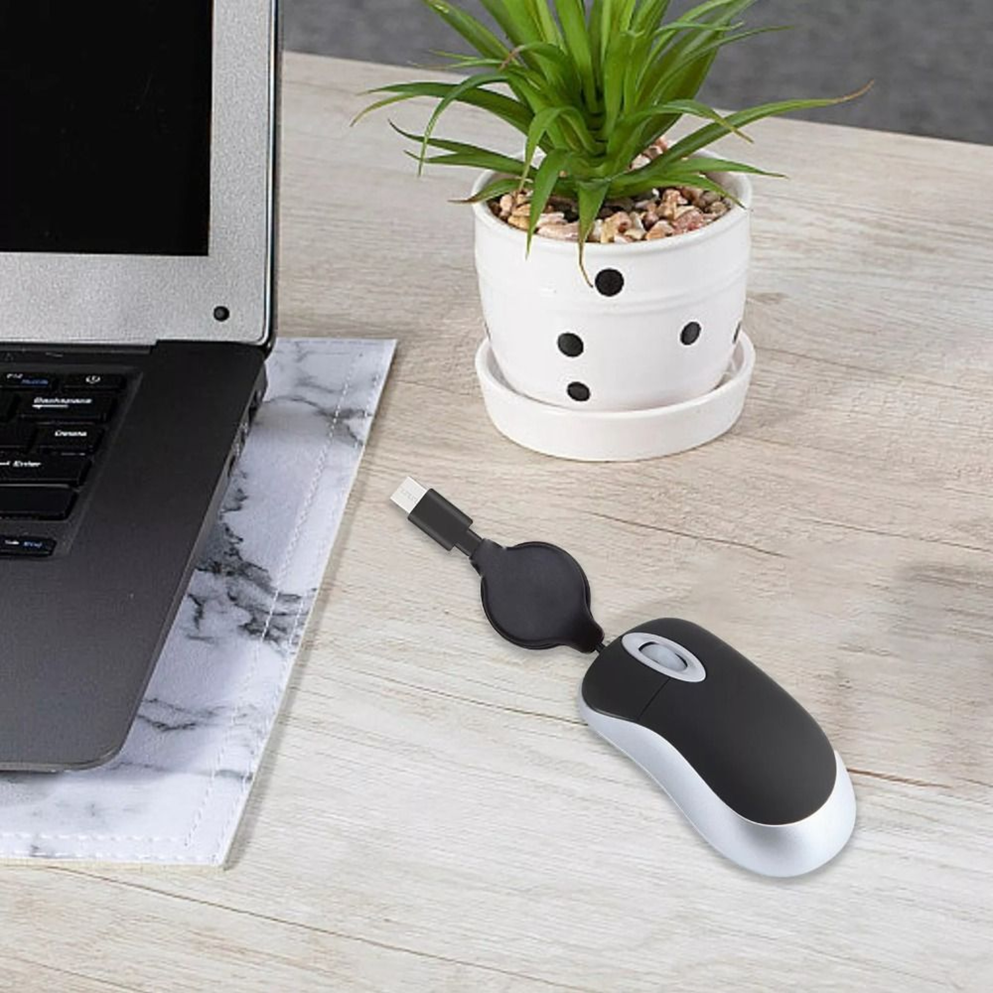 Portable USB C Wired Mouse With Retractable Cable High Sensitivity Mini Travel Mouse 0