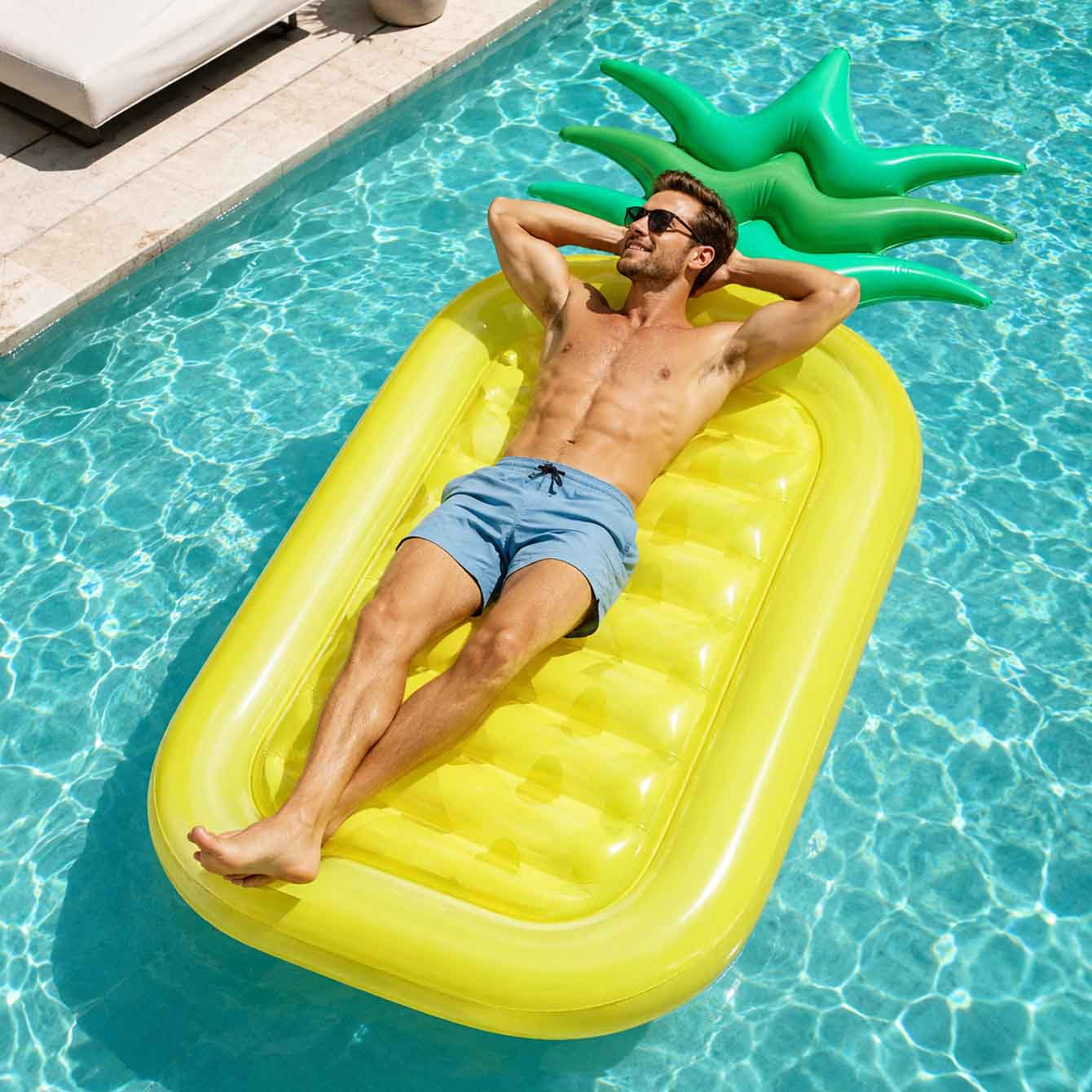 Deluxe Inflatable Pool Float Lounge Raft For Pool Lake  Beach Summer Relaxation 3