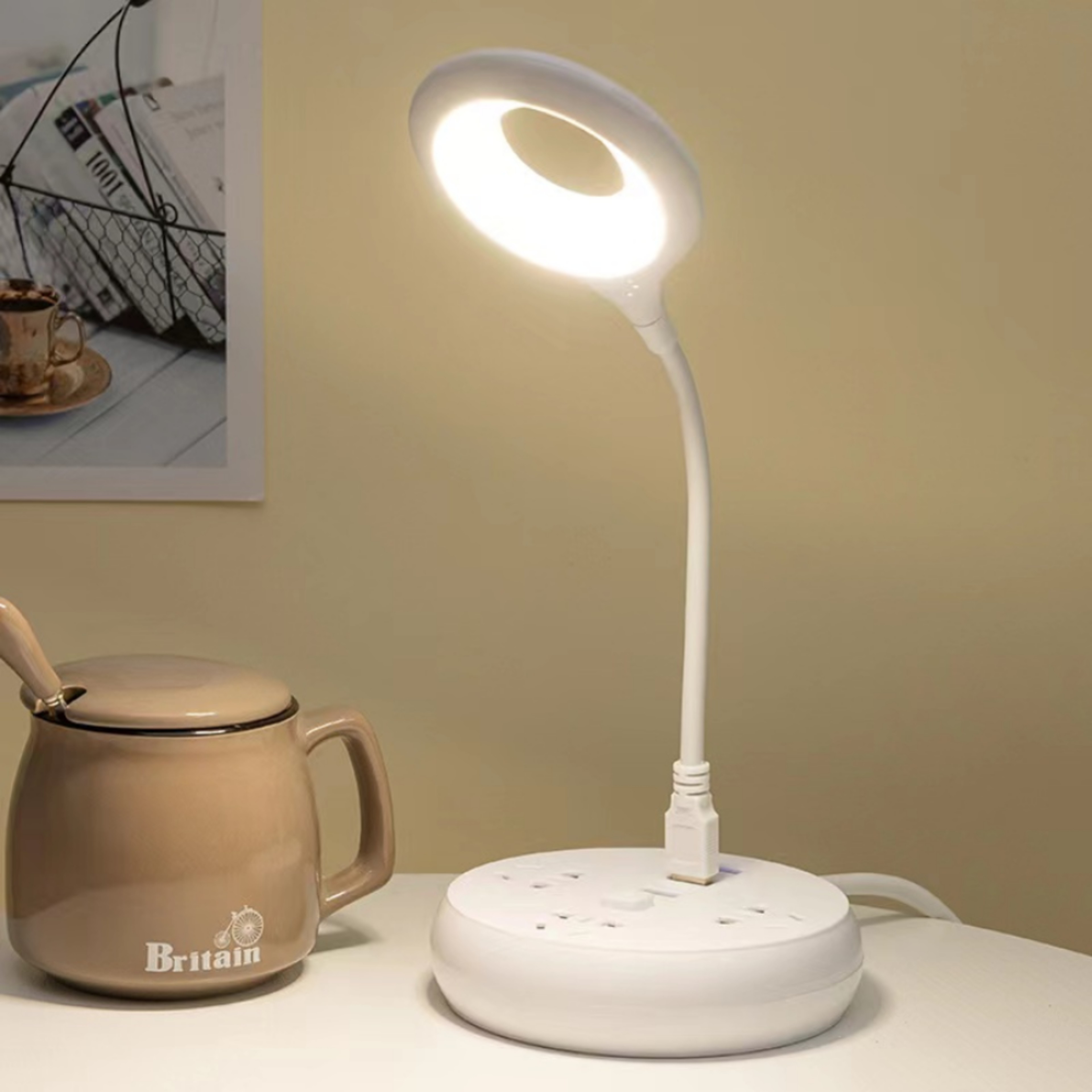 Portable USB Desk Lamp LED Reading Lamp With Eye Protection For Study Bedside  Laptop Use 0