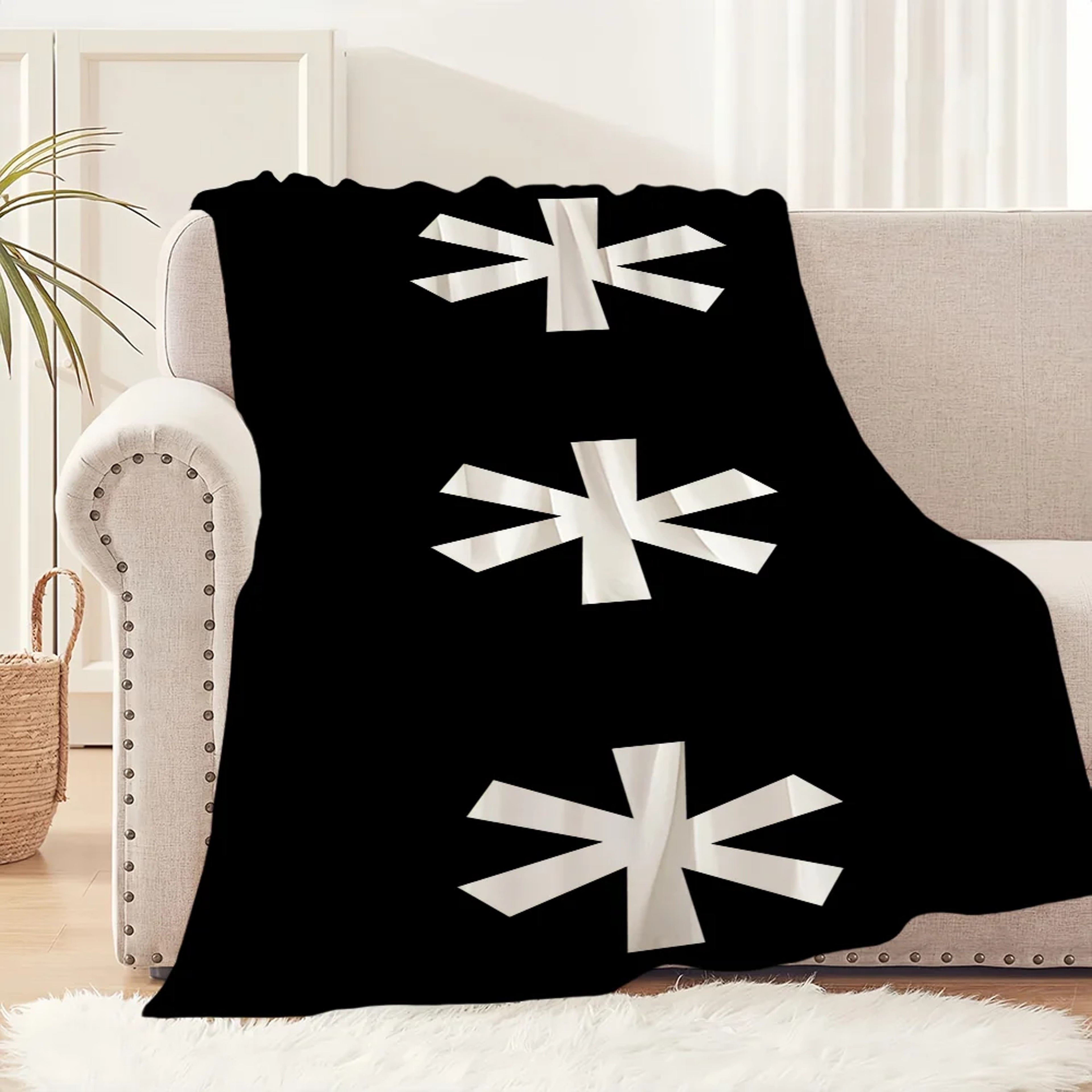 Snow Peak Plush Throw Blanket Soft Fleece Cozy Couch Blanket For Home Travel  Gifts 1