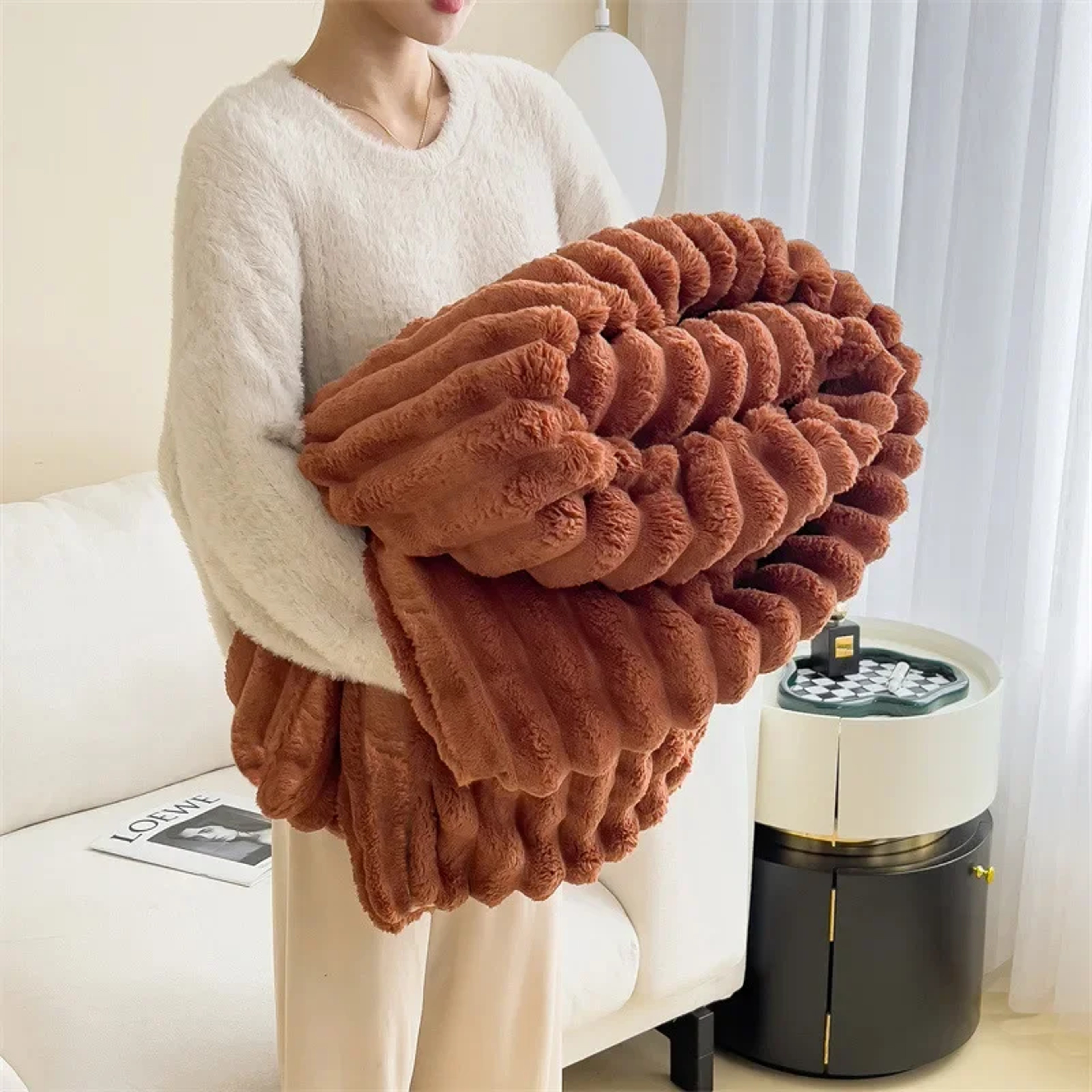 Luxury Faux Rabbit Fur Throw Blanket Ultra Soft Plush Striped Cozy Blanket For Couch Sofa  Bed 2