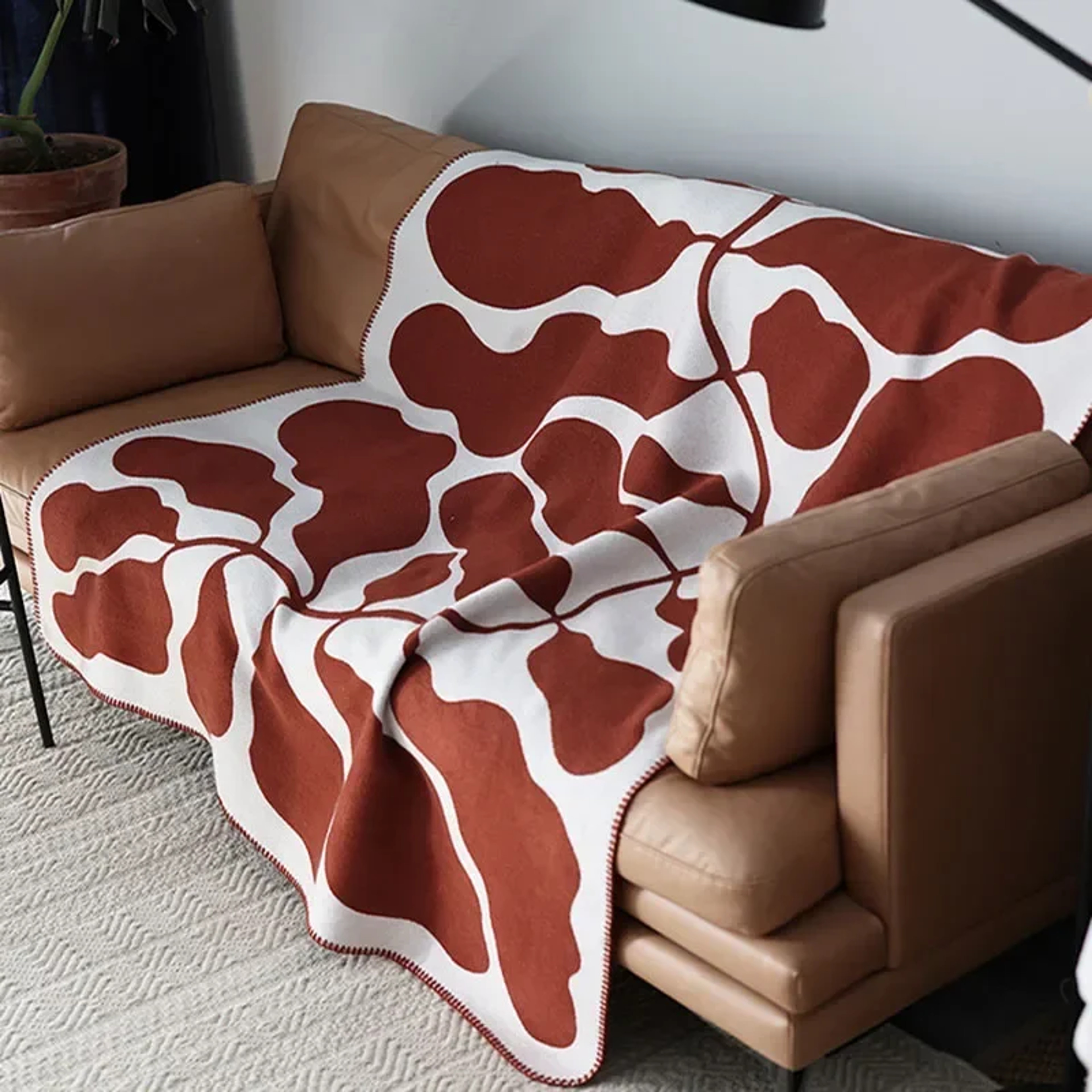Luxury Jacquard Throw Blanket Soft Imitation Cashmere Sofa Throw & Nordic Decorative Bedspread – view 3