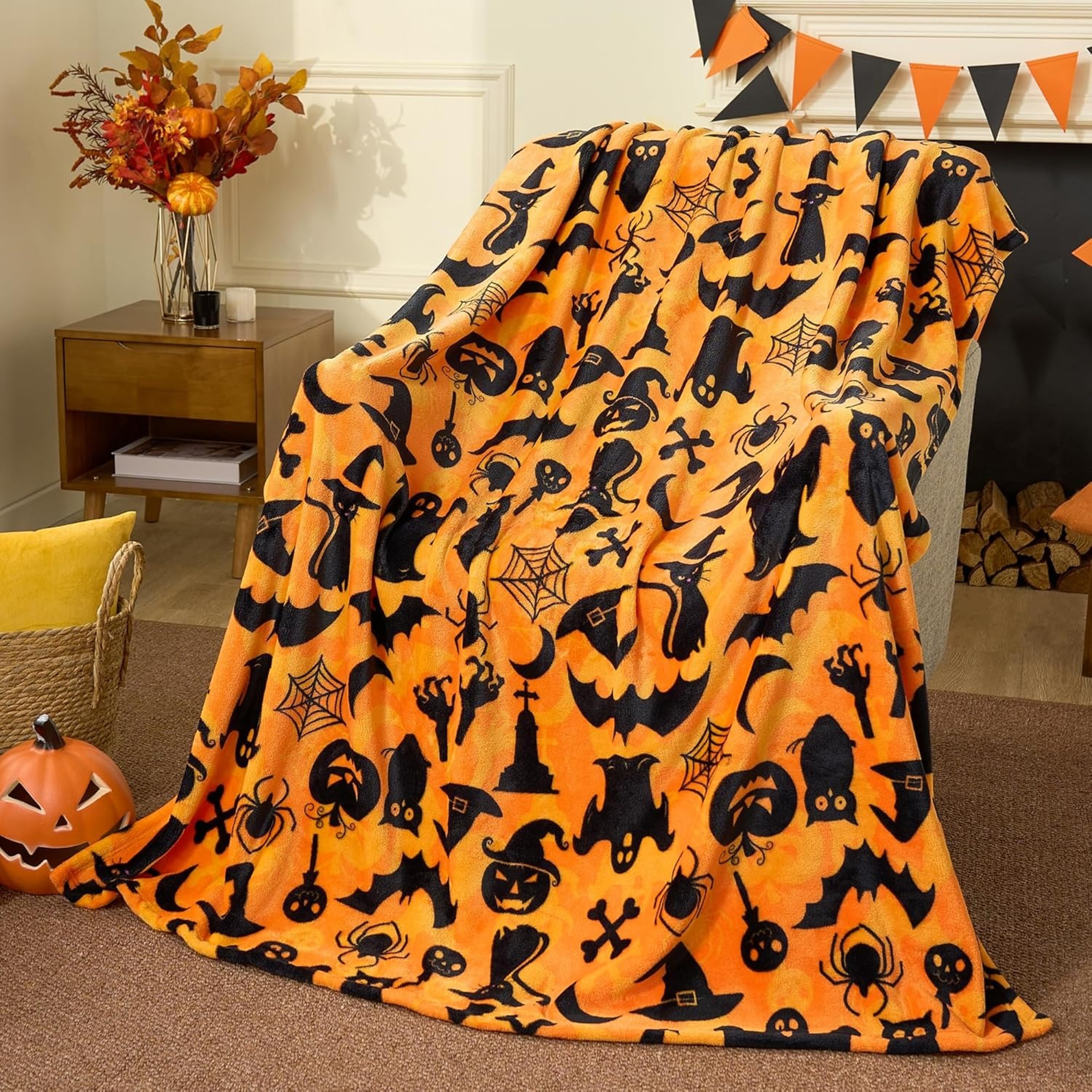 Cozy Halloween Throw Blanket Spooky Ghost Bat  Pumpkin Lightweight Blanket For Couch Bed  Travel 0