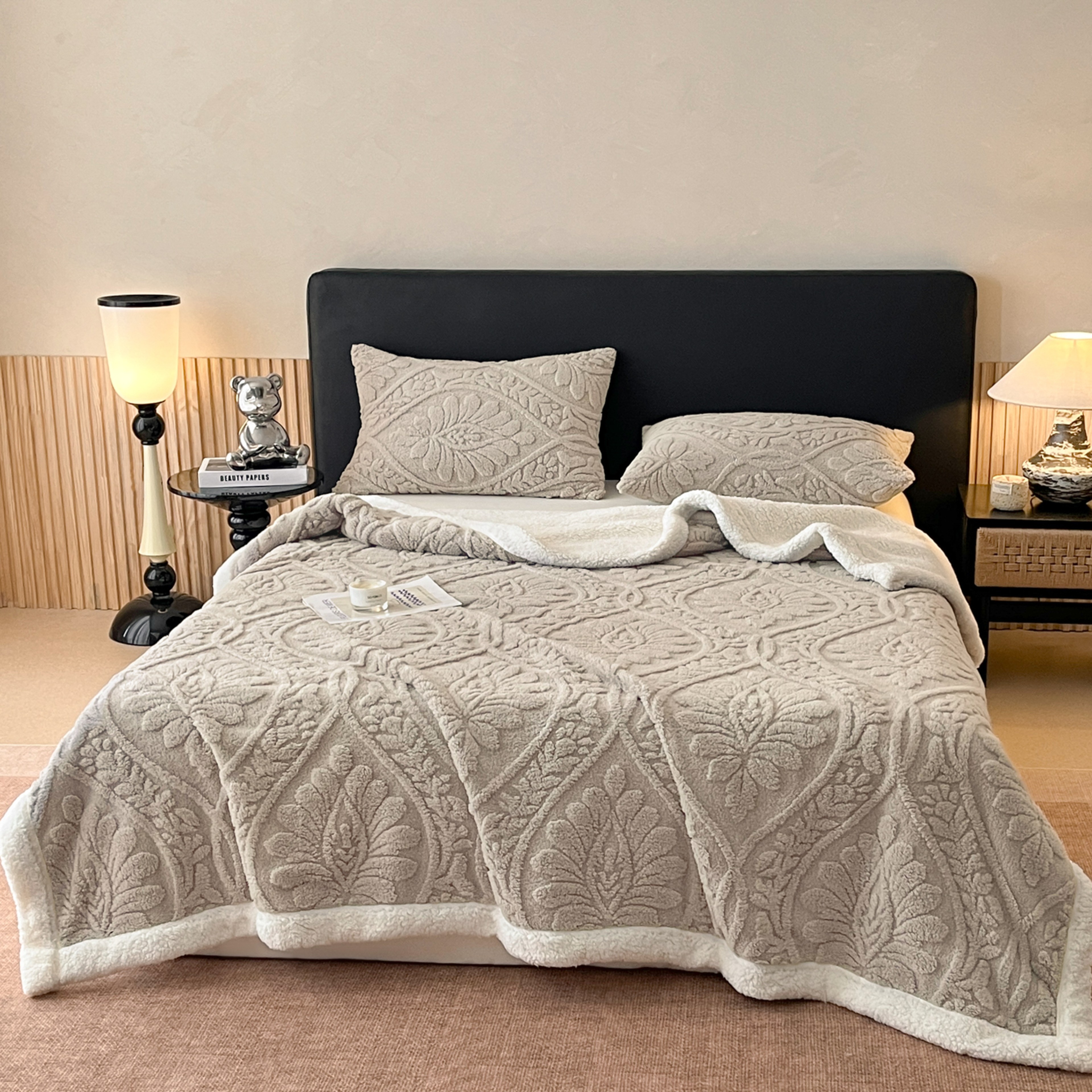Luxury Jacquard Blanket Double Layer Plush Throw Blanket For Bed  Sofa Thick Winter Warm Fleece 0