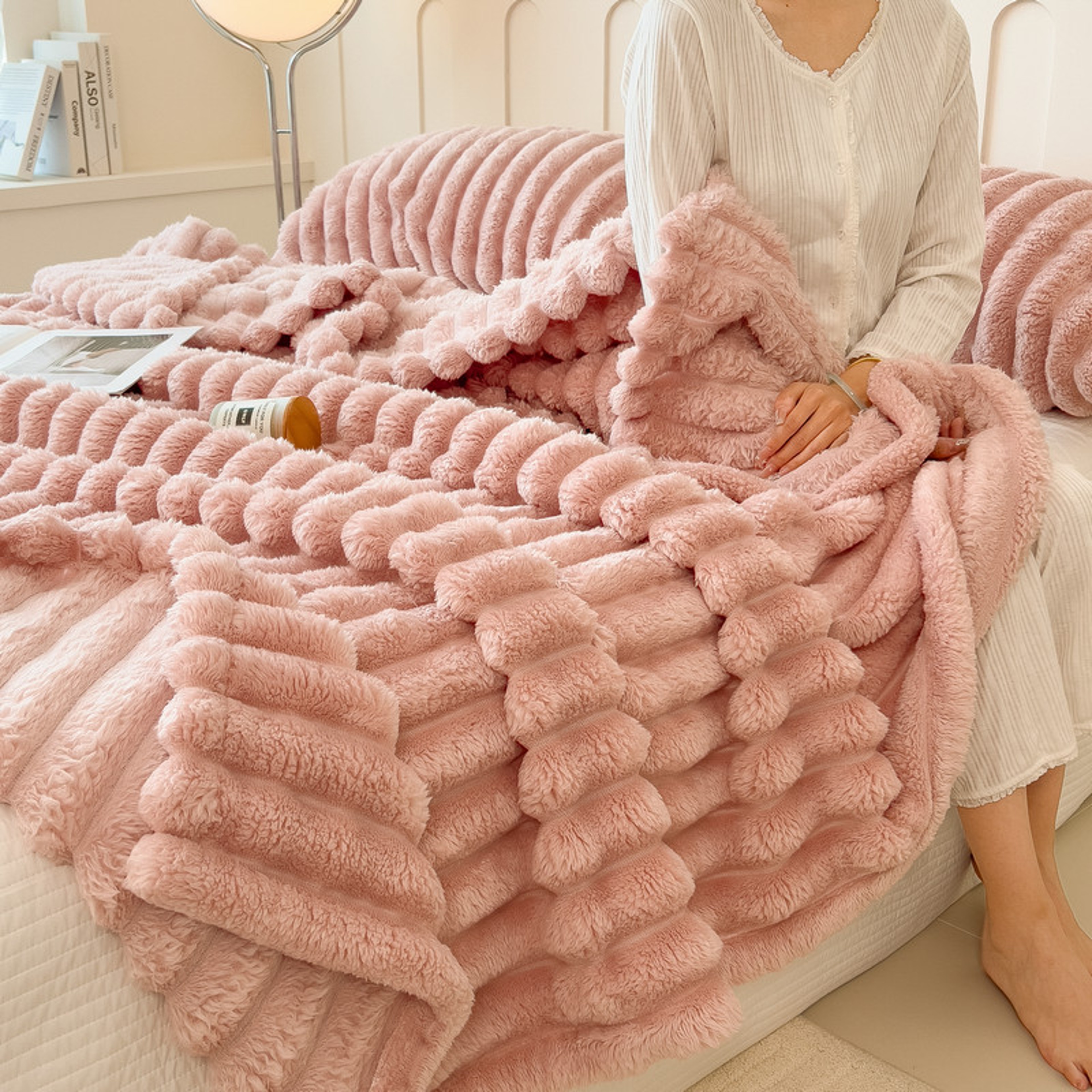 Soft Striped Throw Blanket for Sofa, Bed & Travel Cozy Lightweight Fleece Throw – view 3