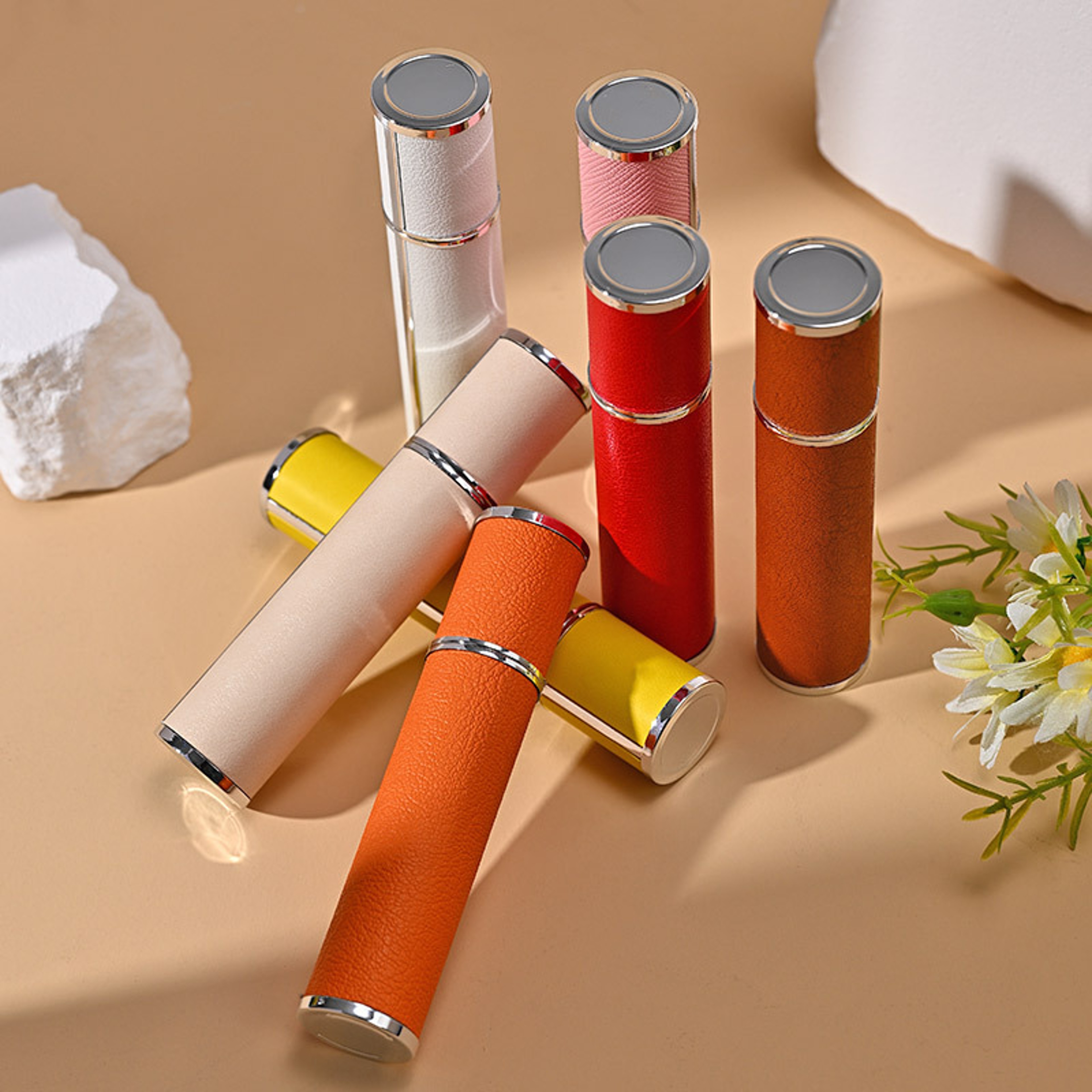 Luxe Carry Refillable Perfume Atomizer Travel Spray Bottle – view 1