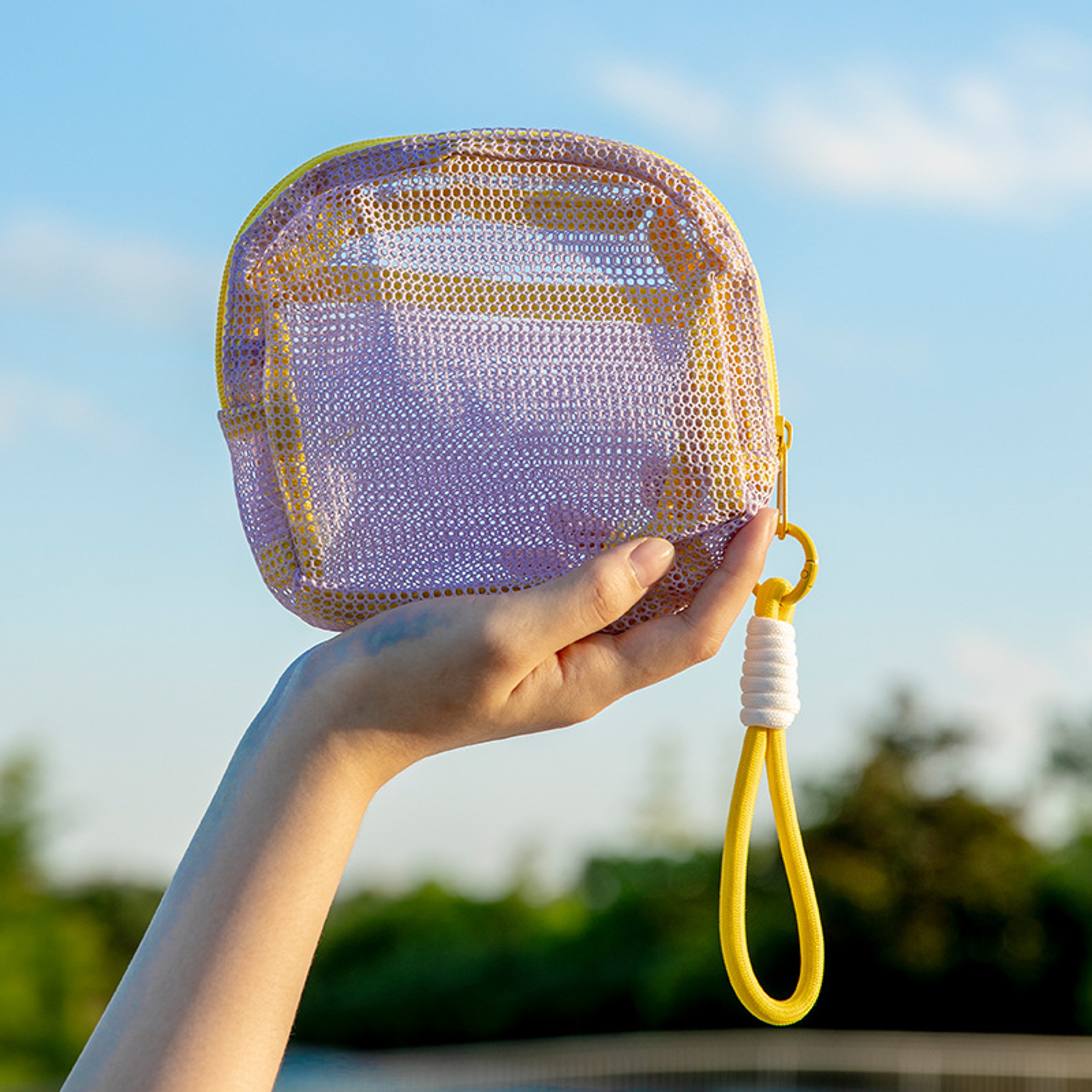 Foldable Mesh Cosmetic Bag Lightweight Travel Toiletry  Makeup Organizer 3