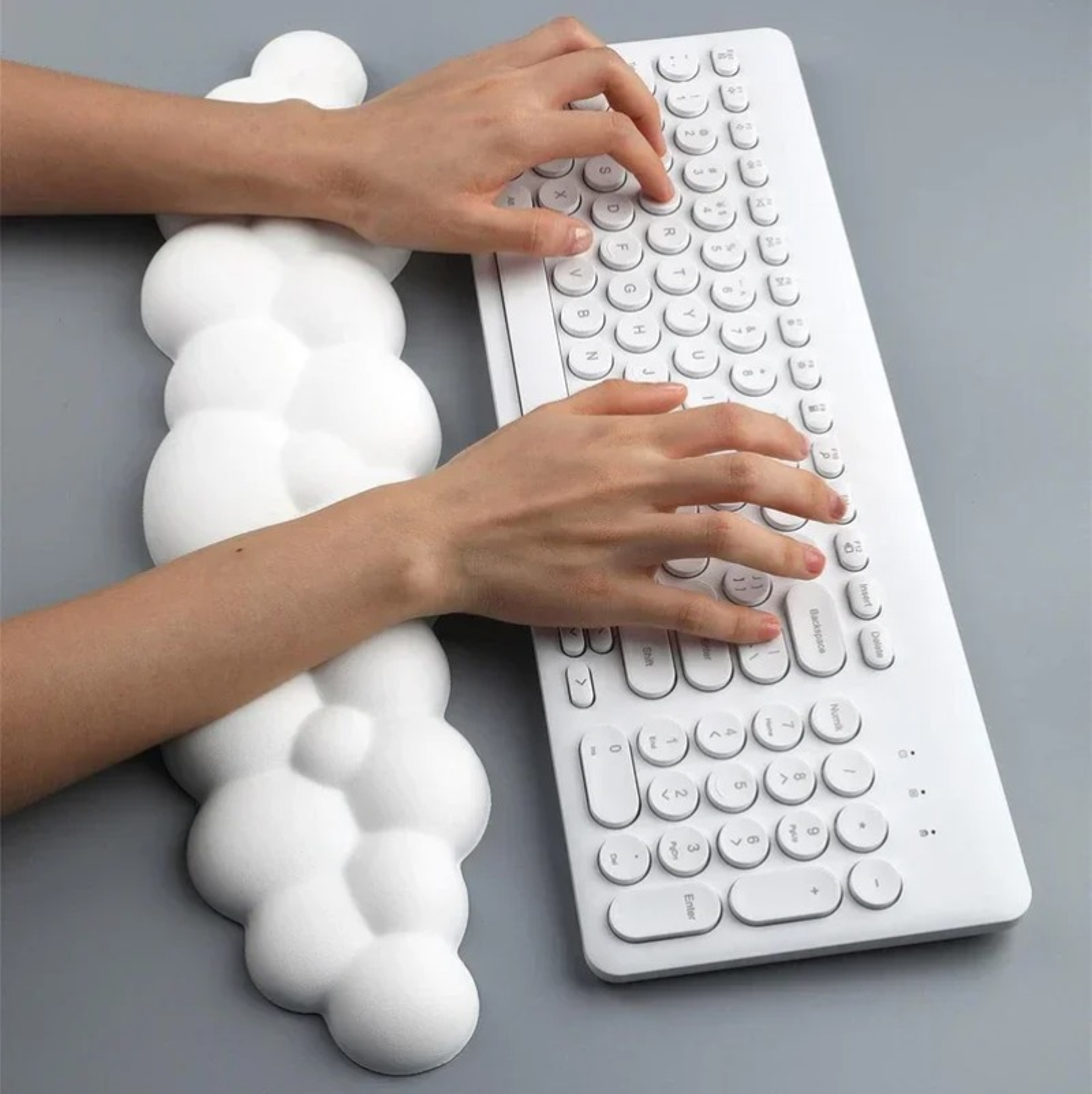 Cloud Comfort Ergonomic Mouse Pad With Wrist Rest And Anti Slip Base 0