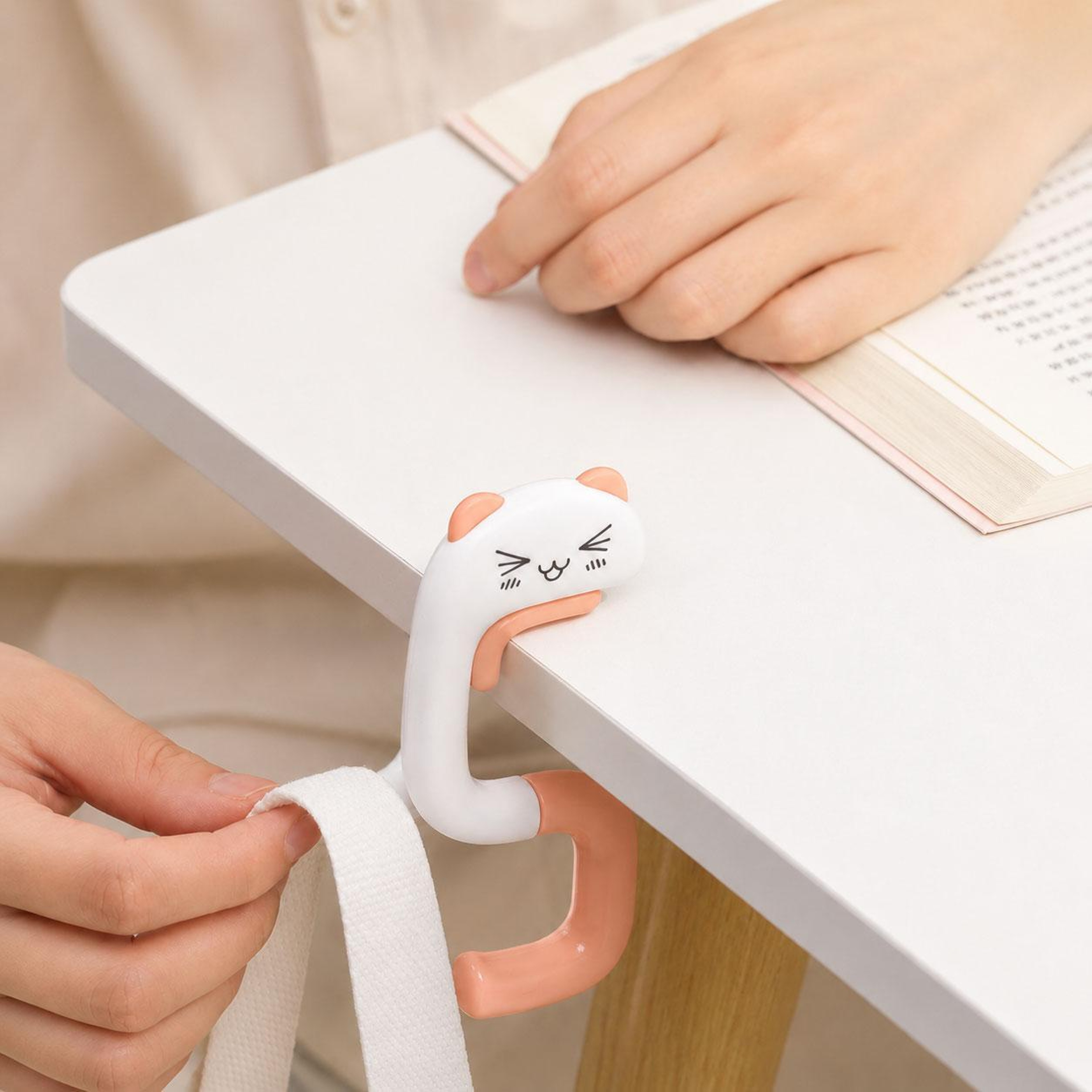 Foldable Purse Hook for Table with Non-Slip Pad and Pink Cat Design – view 1