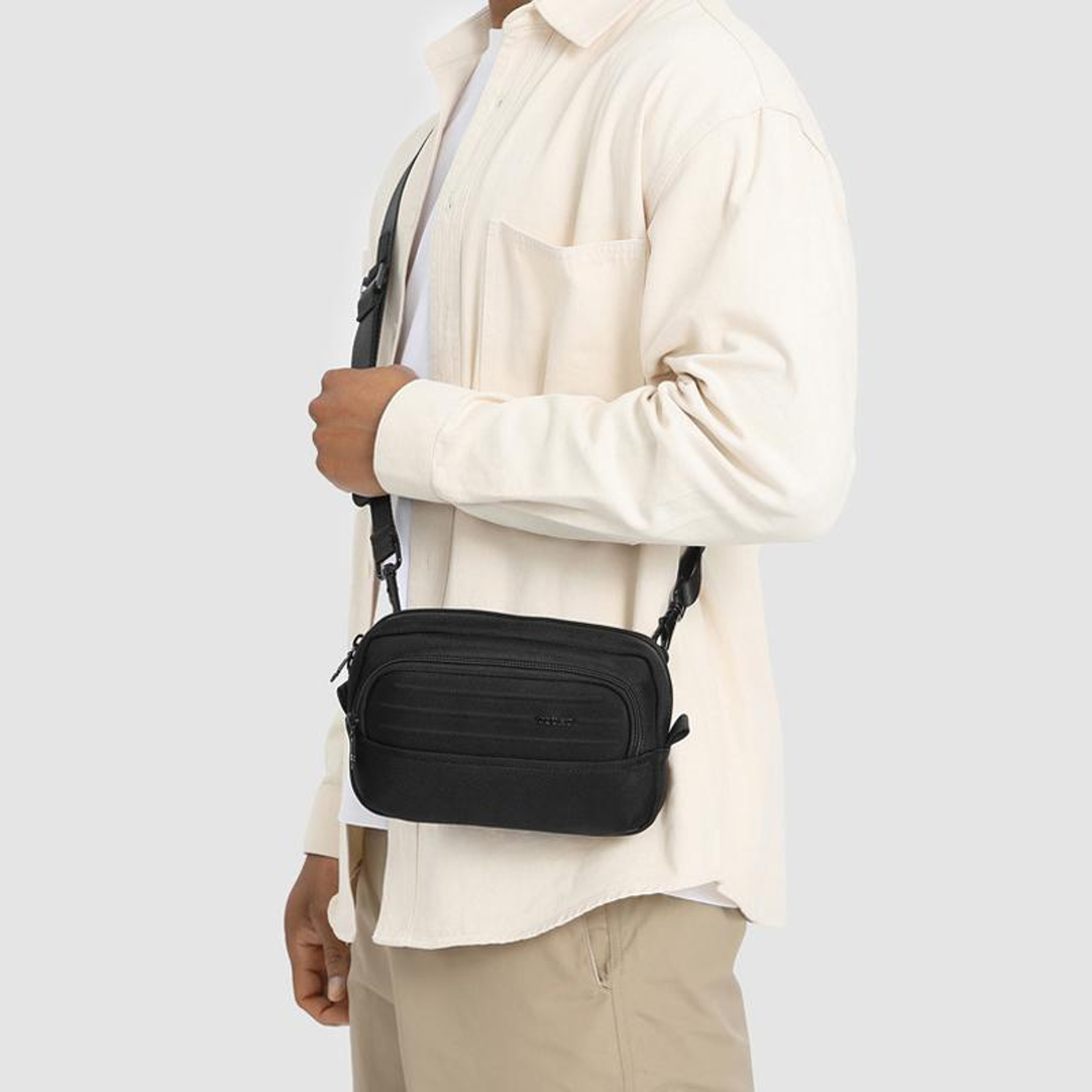 Small Travel Shoulder Bag with Adjustable Strap and Water Repellent Fabric – view 8