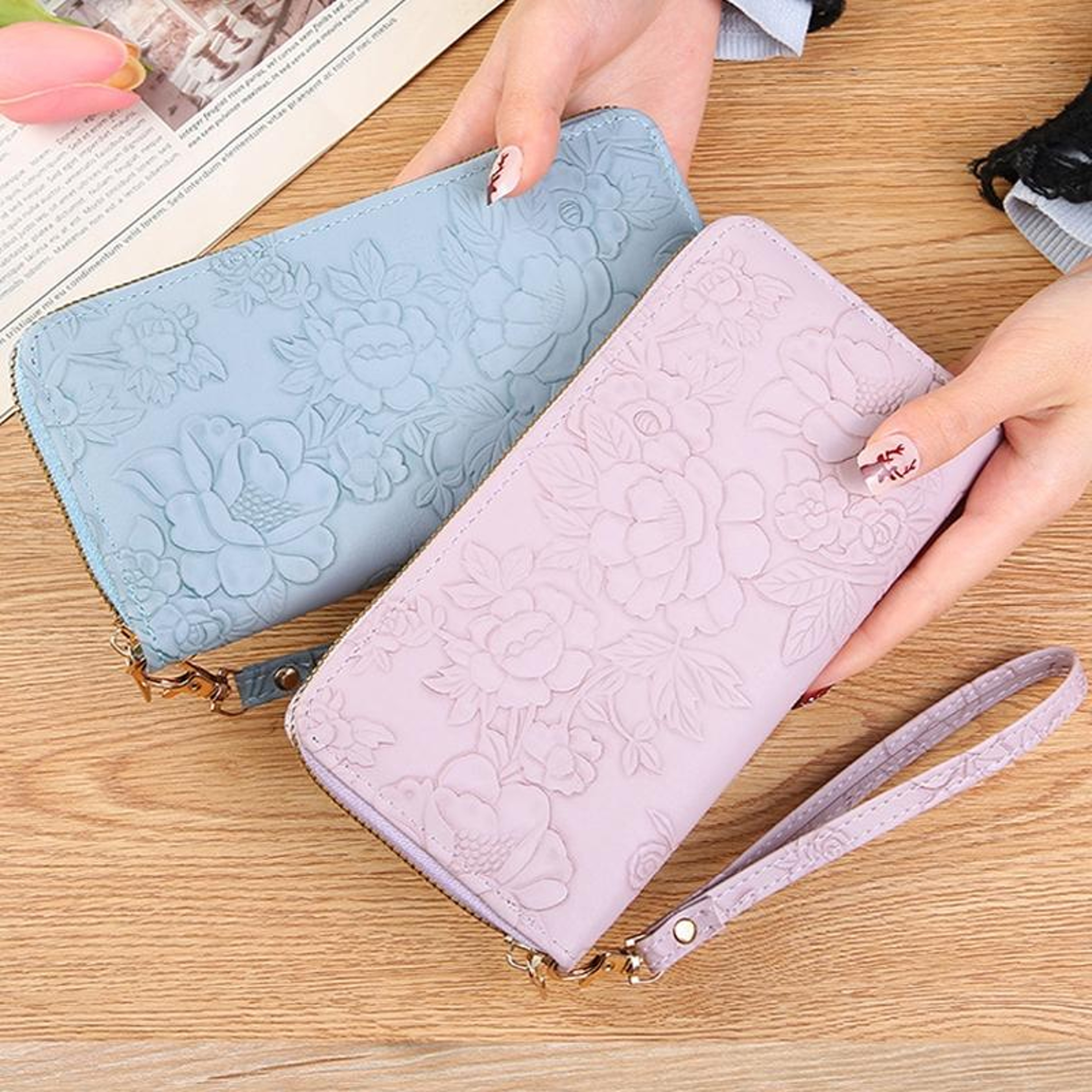 Large Capacity Black Embossed Zipper Wallet with Multiple Card Slots – view 7