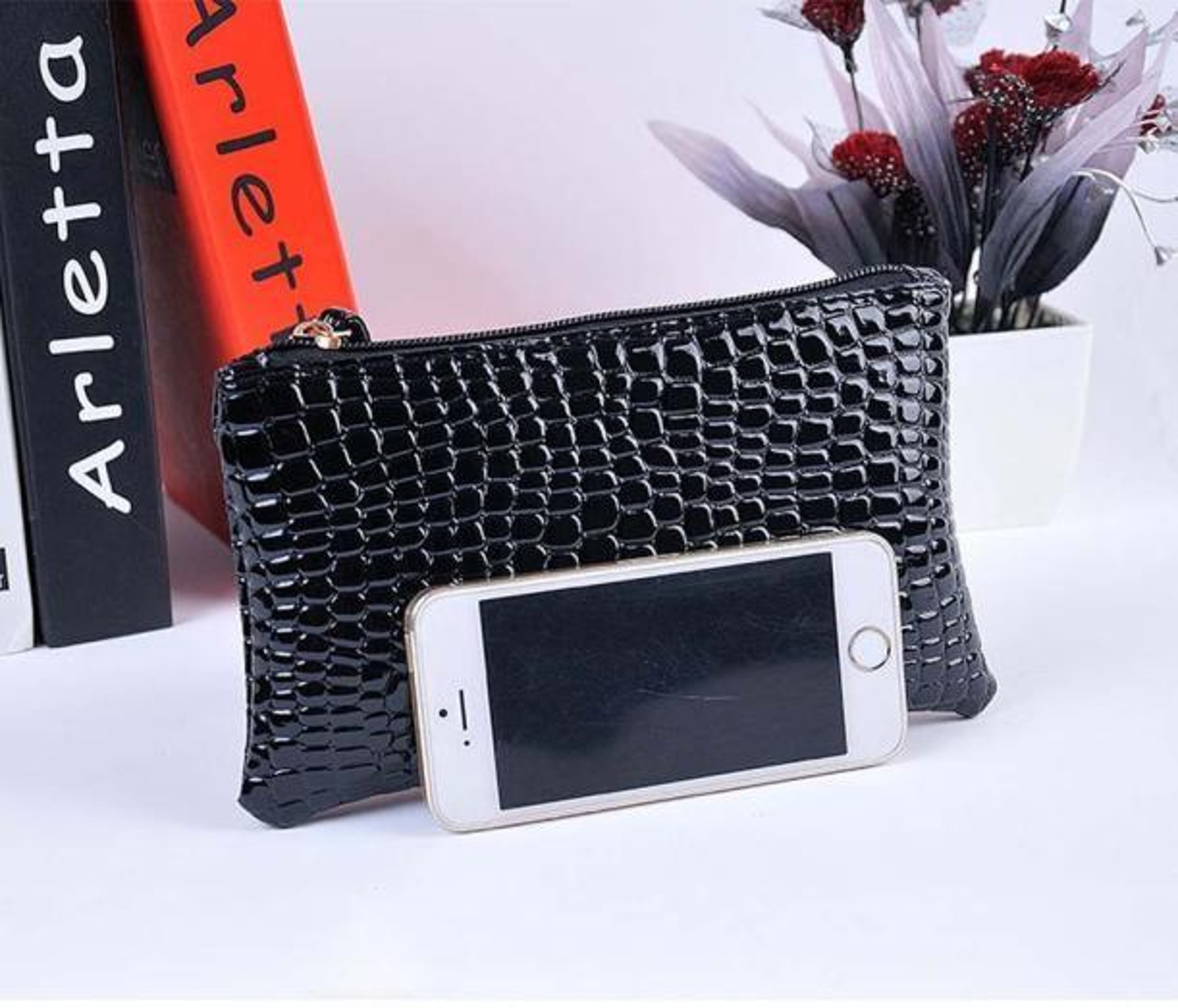 Womens Crocodile Pattern Clutch Wallet in Red – view 5