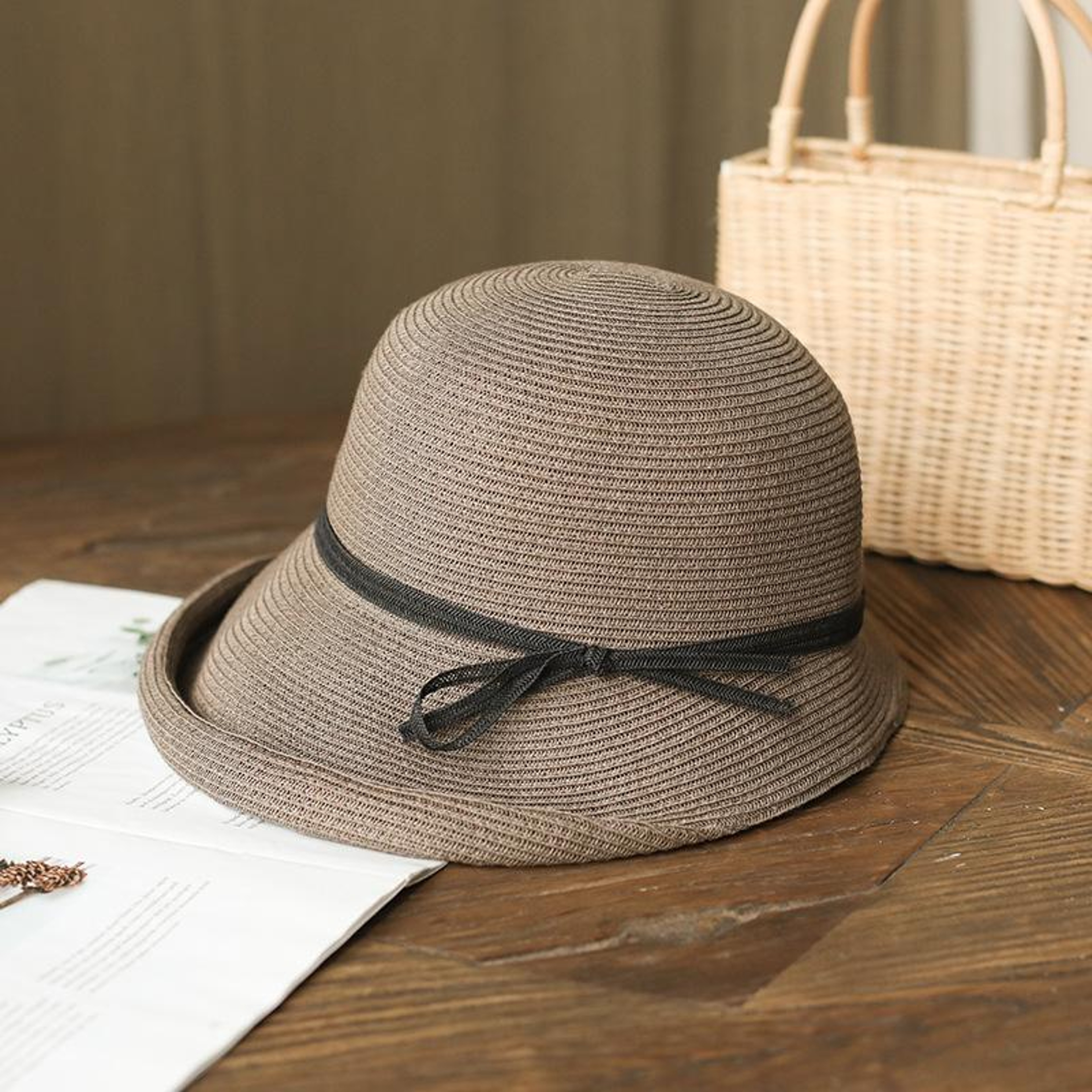 Vintage Straw Sun Hat for Women with Ribbon Bow and Foldable Cloche Brim – view 1