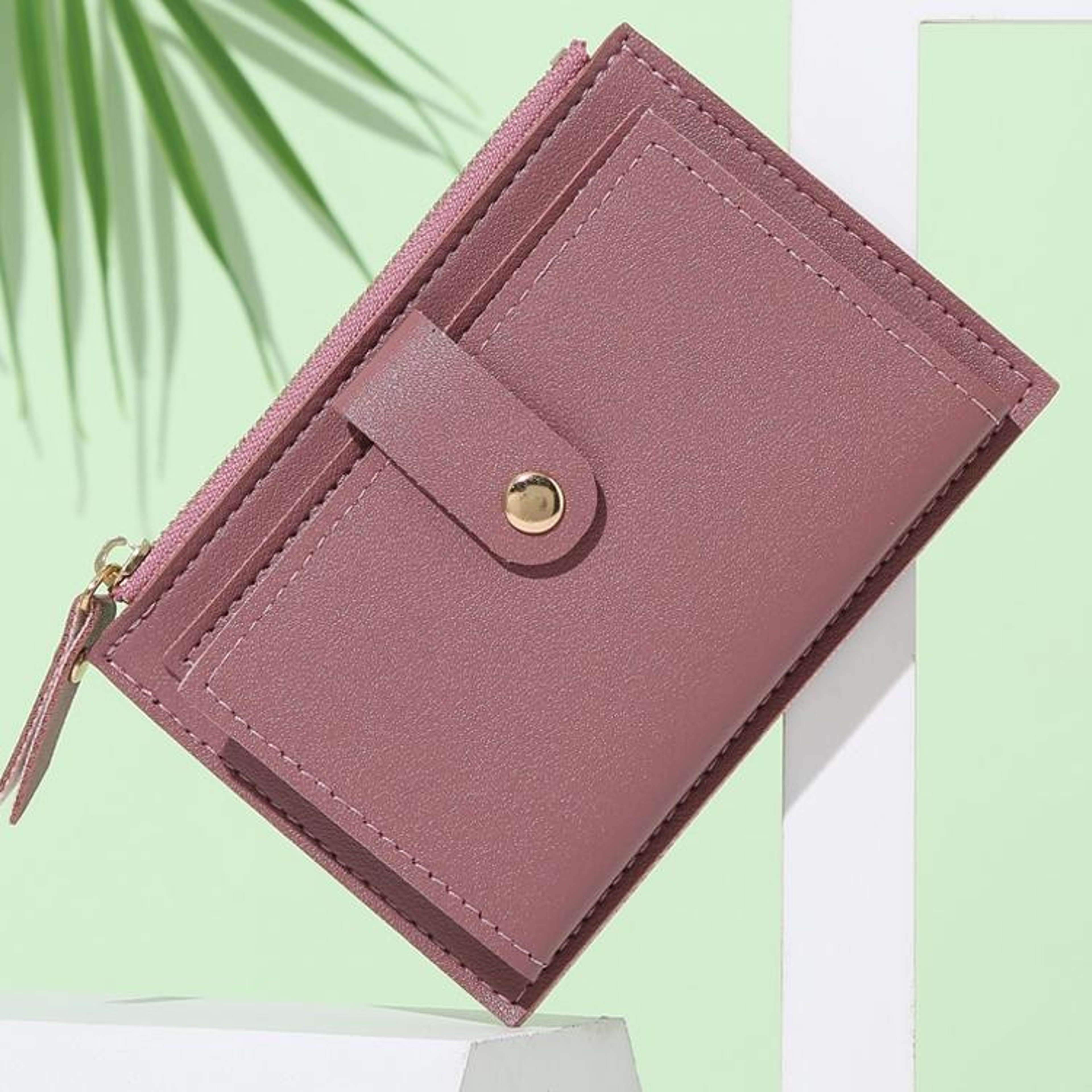 Womens Small Wallet with Crocodile Pattern and Metal Buckle – view 9