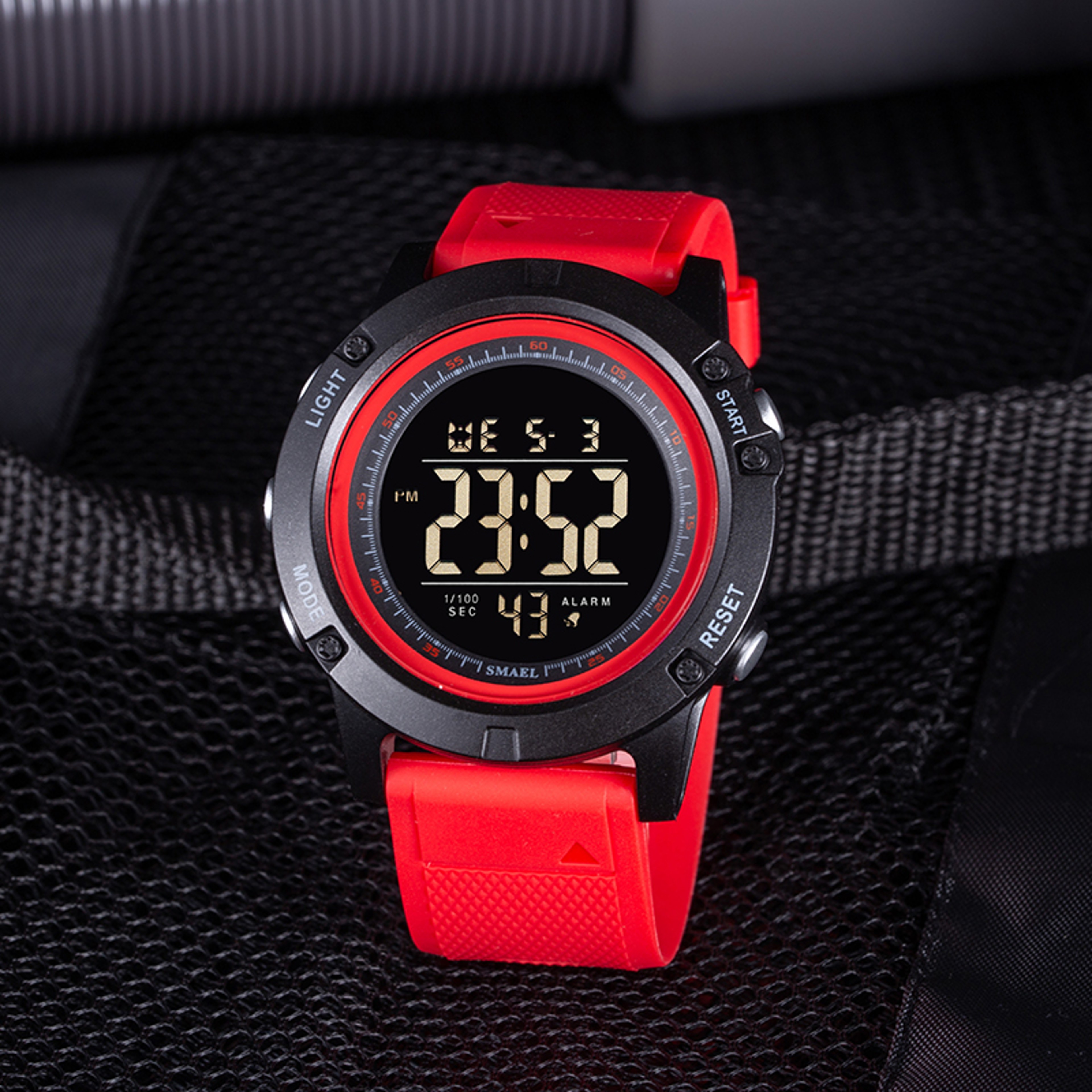 Multifunction Water Proof Digital Sports Watch For Men With Alarm And Backlight 6