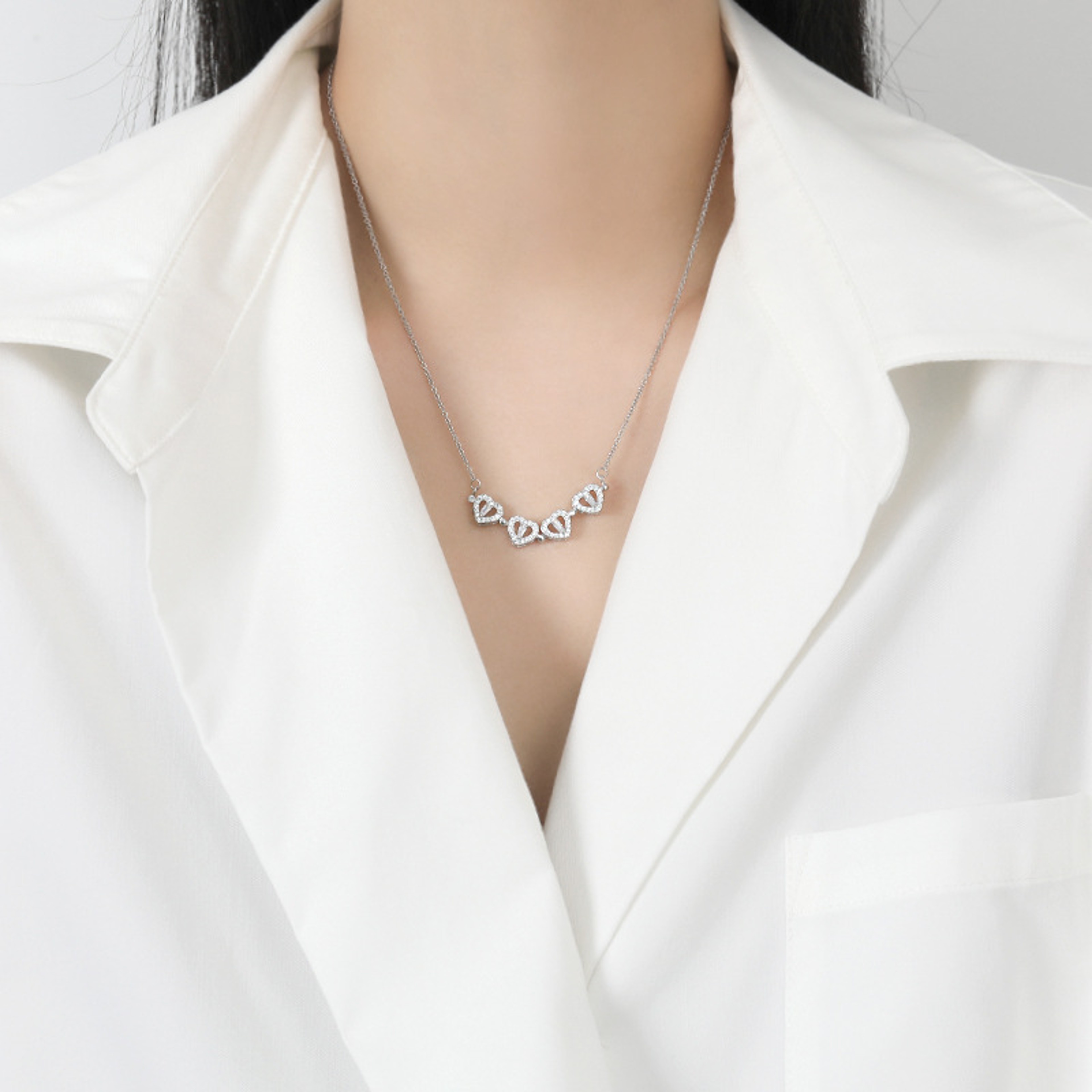 Magnetic Four Leaf Clover Heart Pendant Necklace for Women – view 3