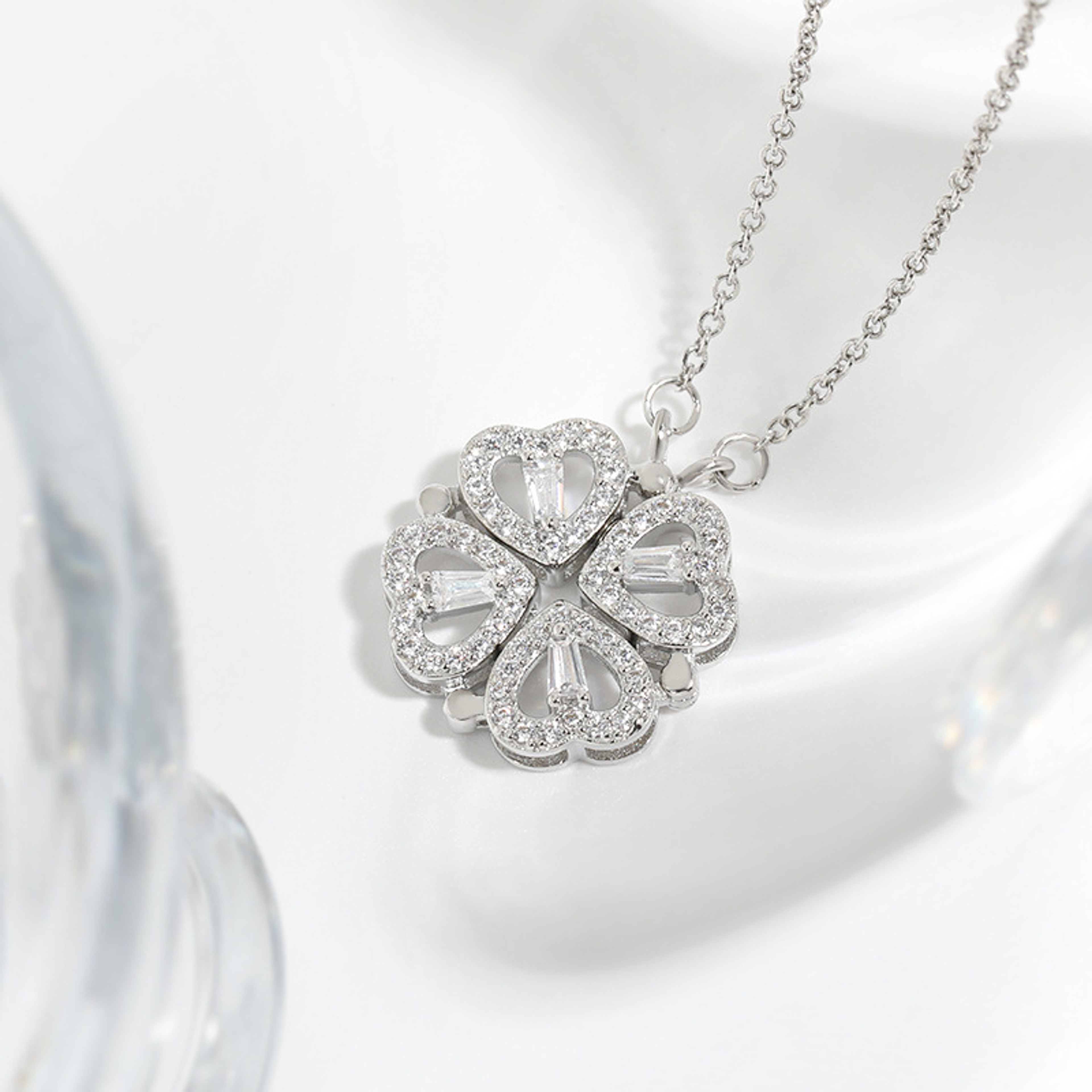 Magnetic Four Leaf Clover Heart Pendant Necklace for Women – view 4