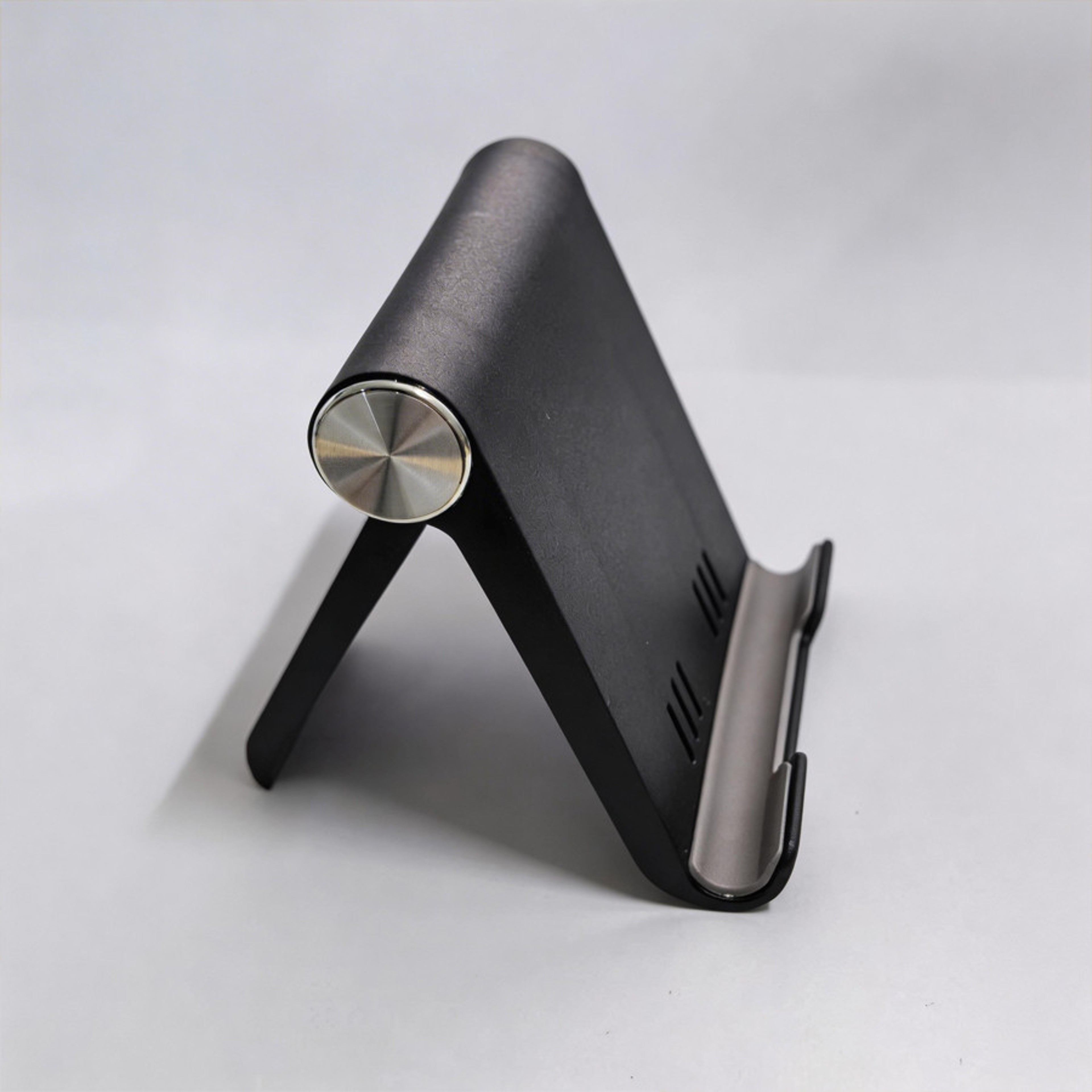 Adjustable Foldable Desktop Phone Stand 11