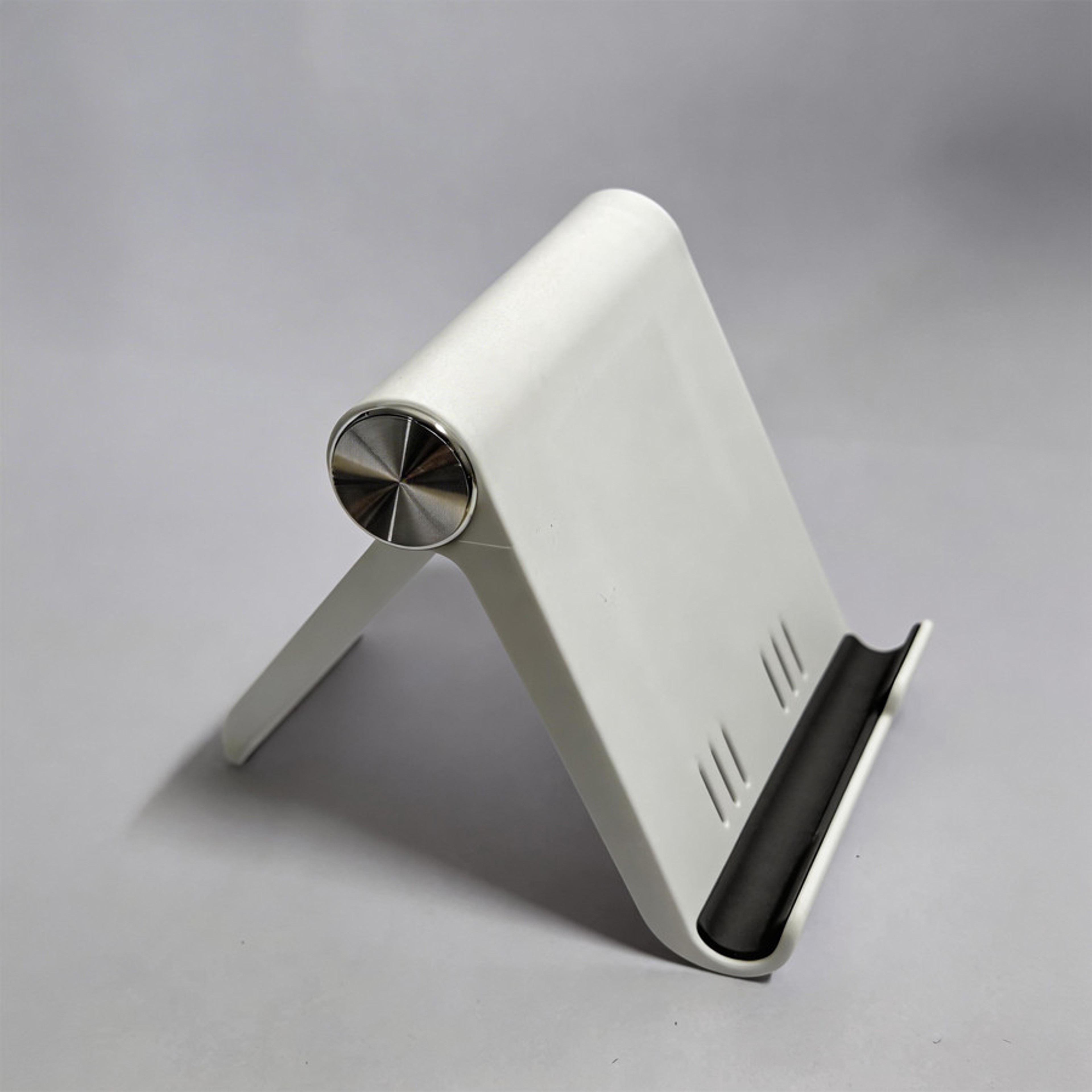 Adjustable Foldable Desktop Phone Stand 13