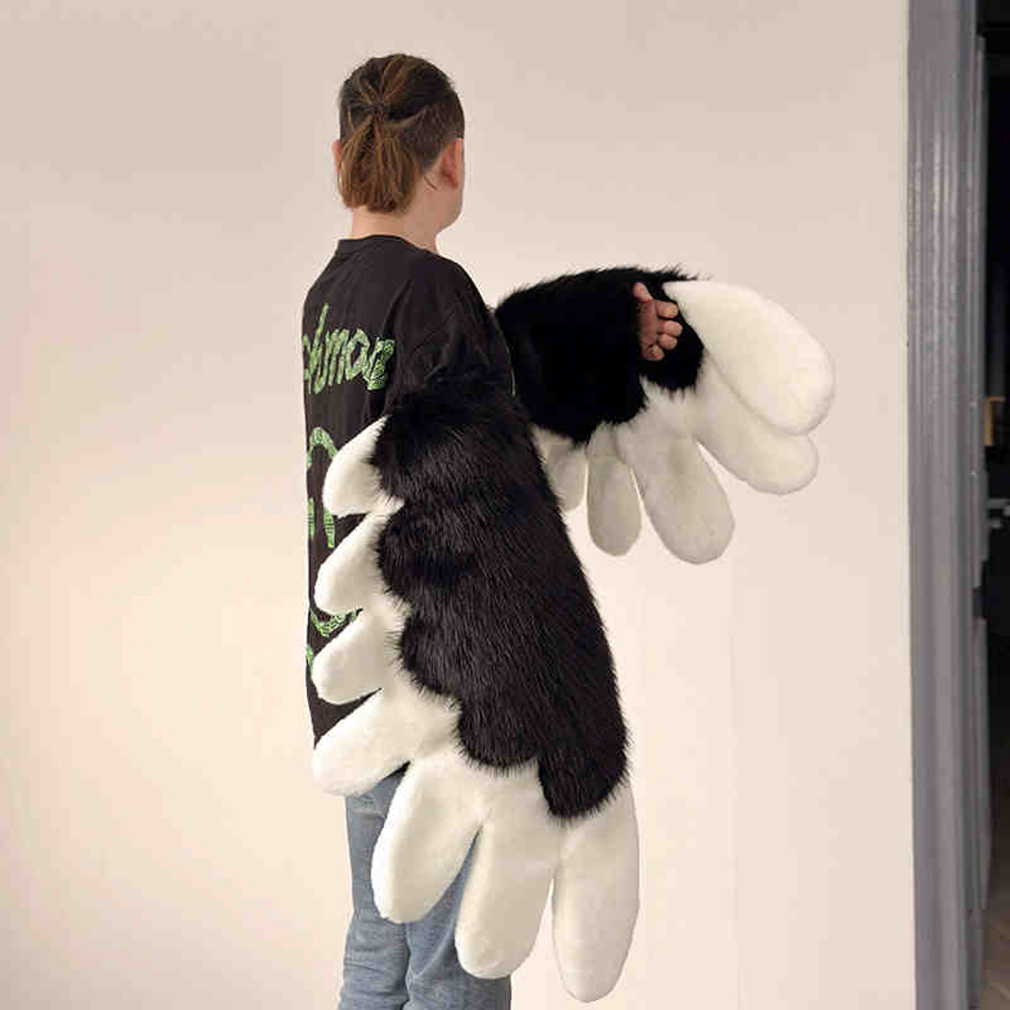 Plush Animal Paw Cosplay Gloves for Kigurumi Costumes – view 8