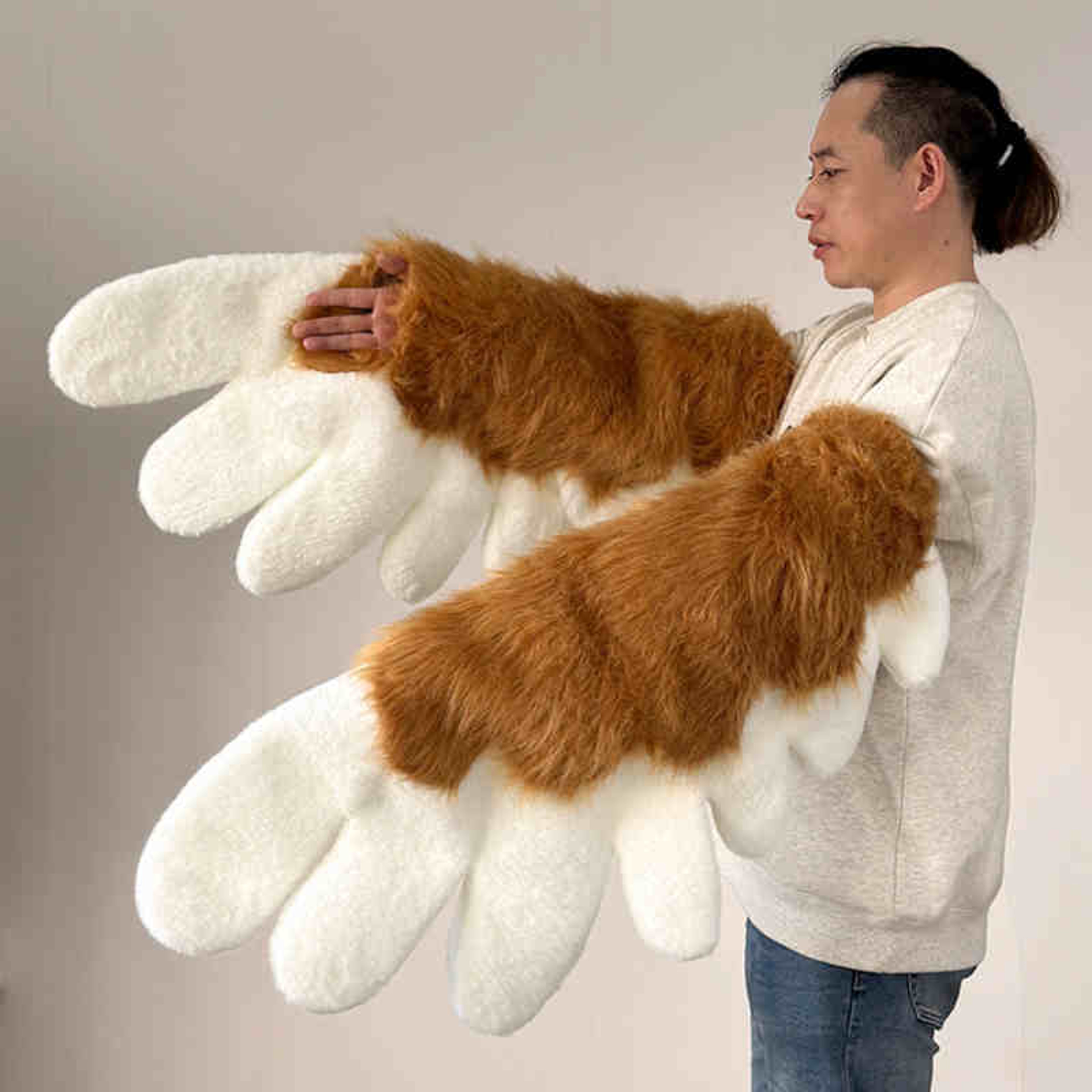 Plush Animal Paw Cosplay Gloves for Kigurumi Costumes – view 7